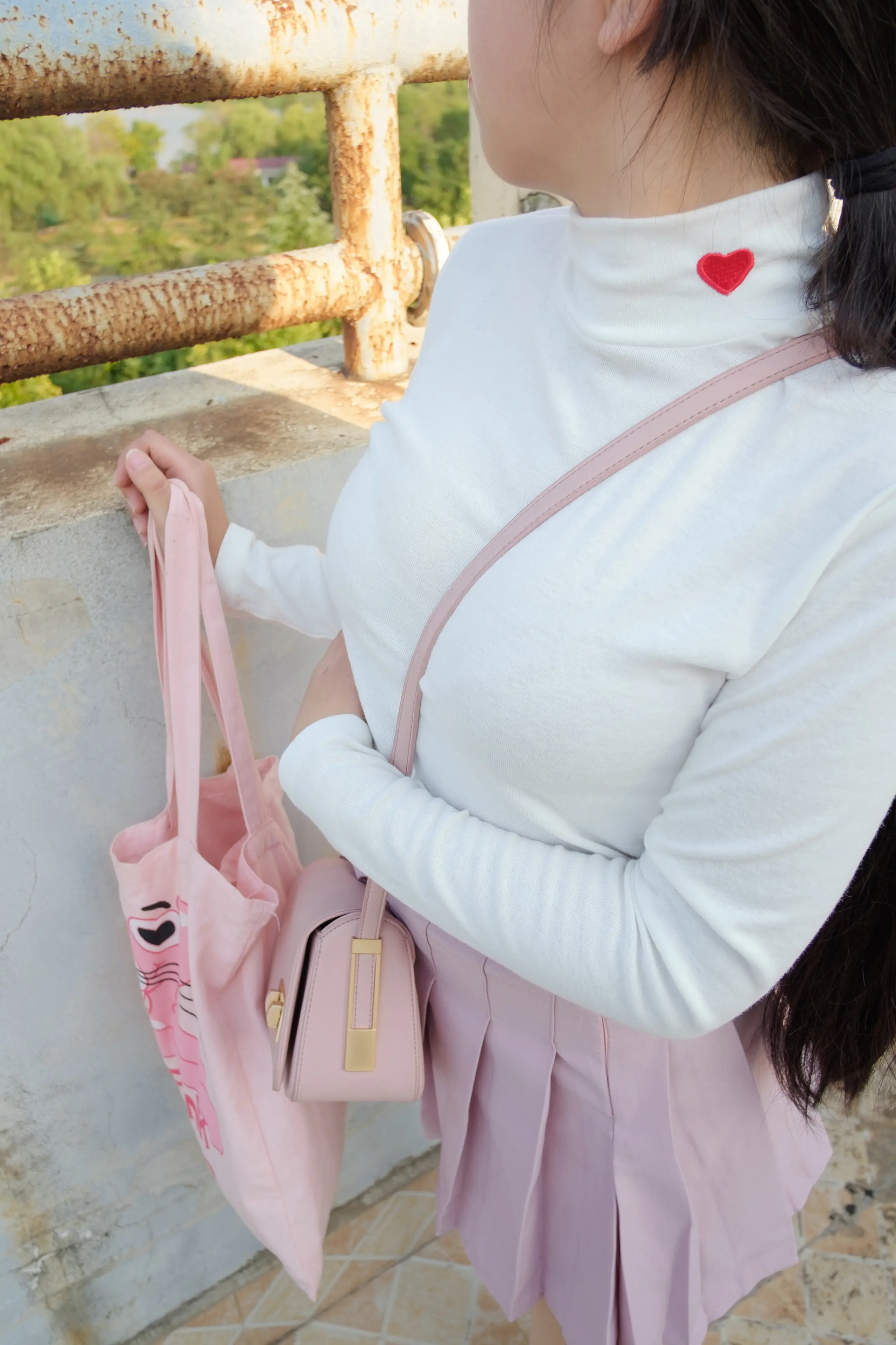 森萝财团 R15 肉丝大胸妹 [96P]