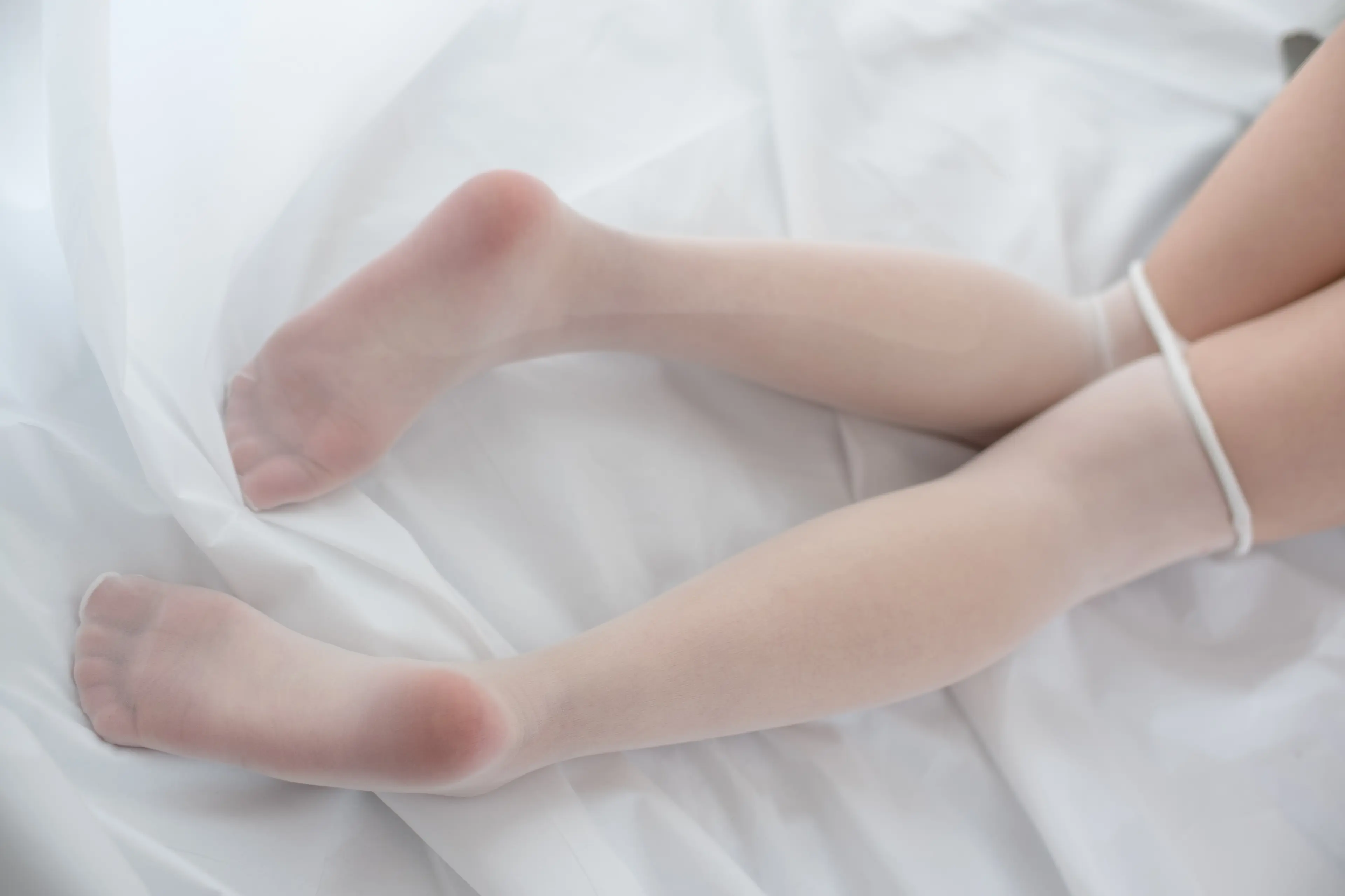 森萝财团 R15 薄丝美足 [110P]