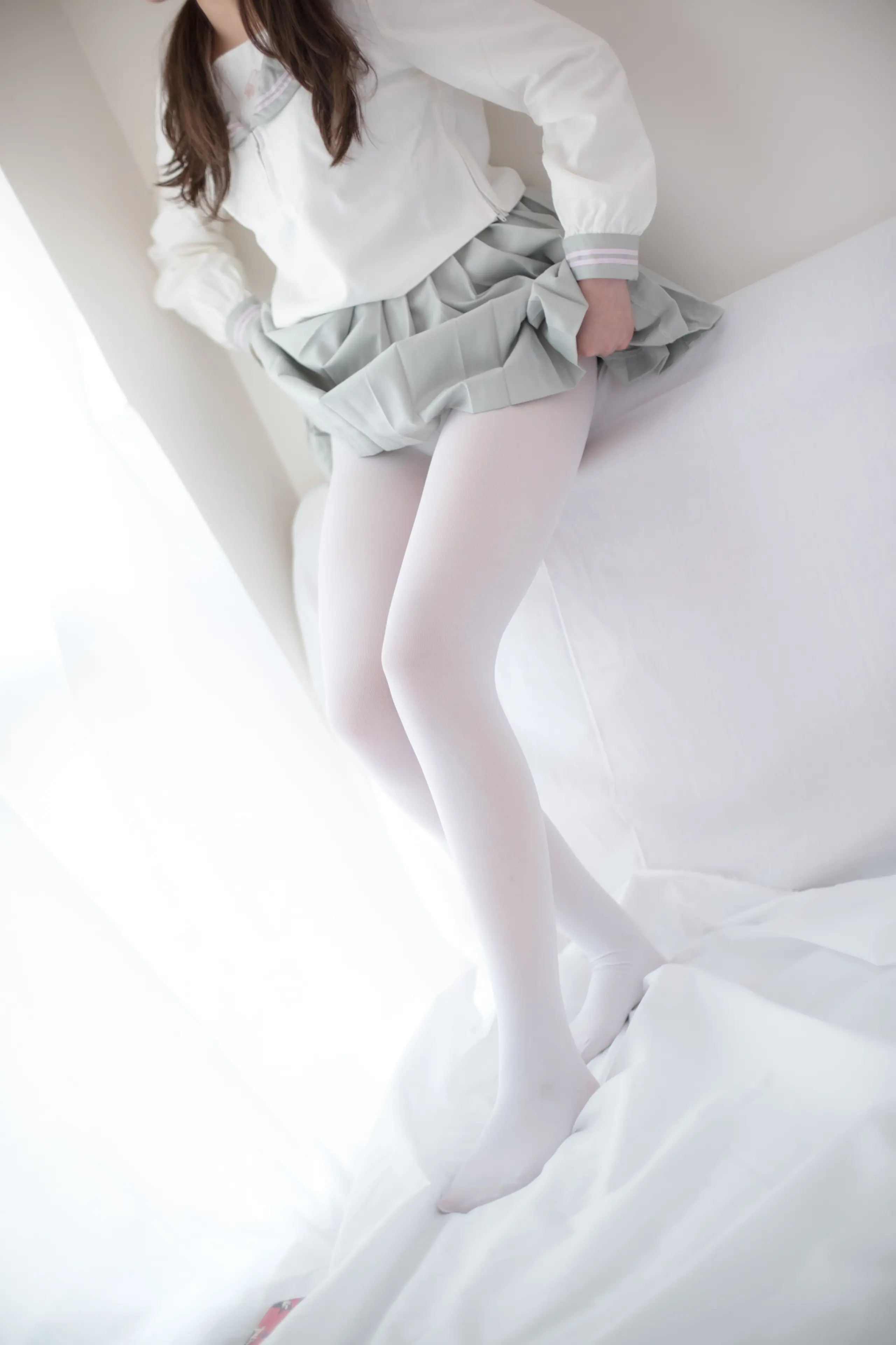 森萝财团 R15 薄丝美足 [110P]