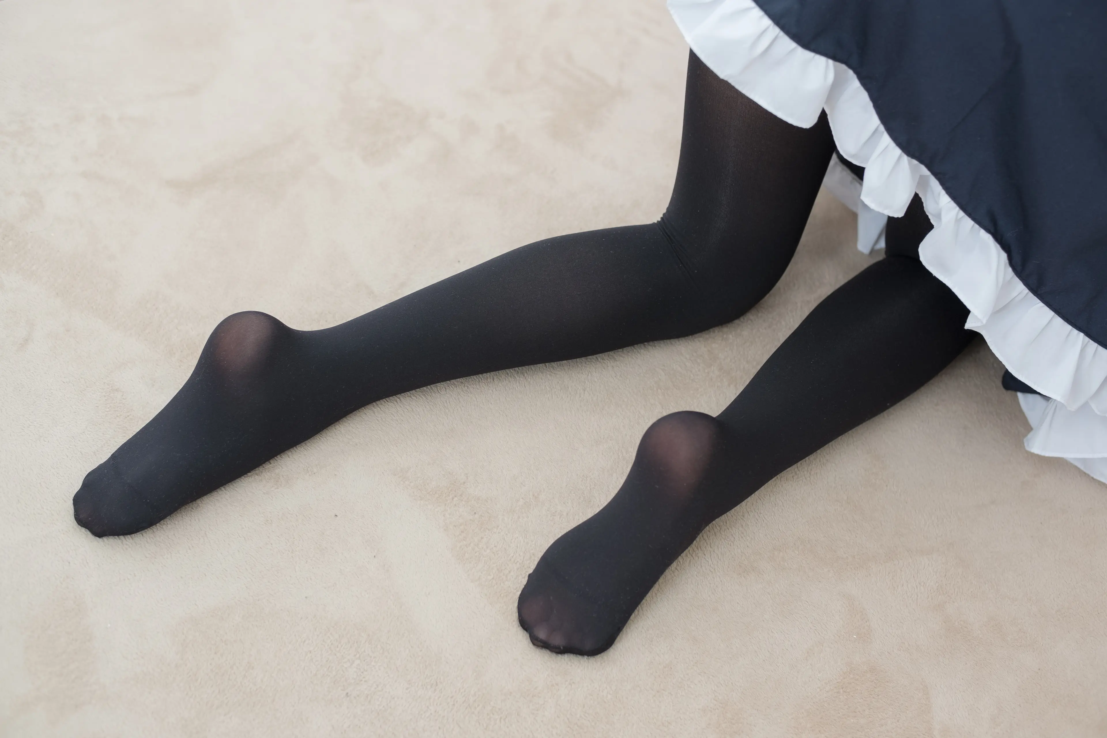 森萝财团 R15 黑丝女仆 [80P]