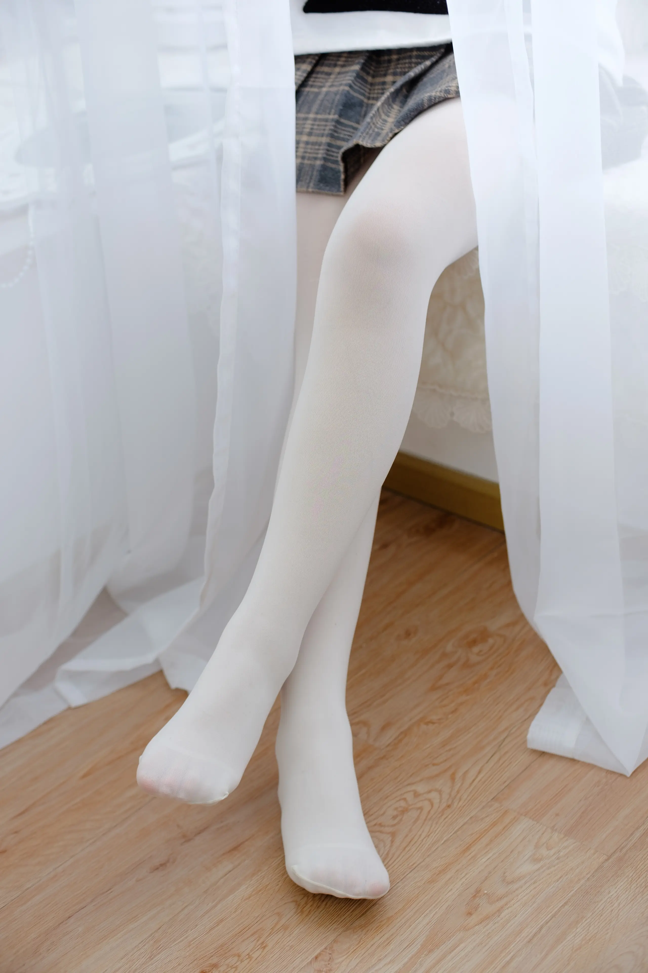 森萝财团 R15 黑白少女 [77P]