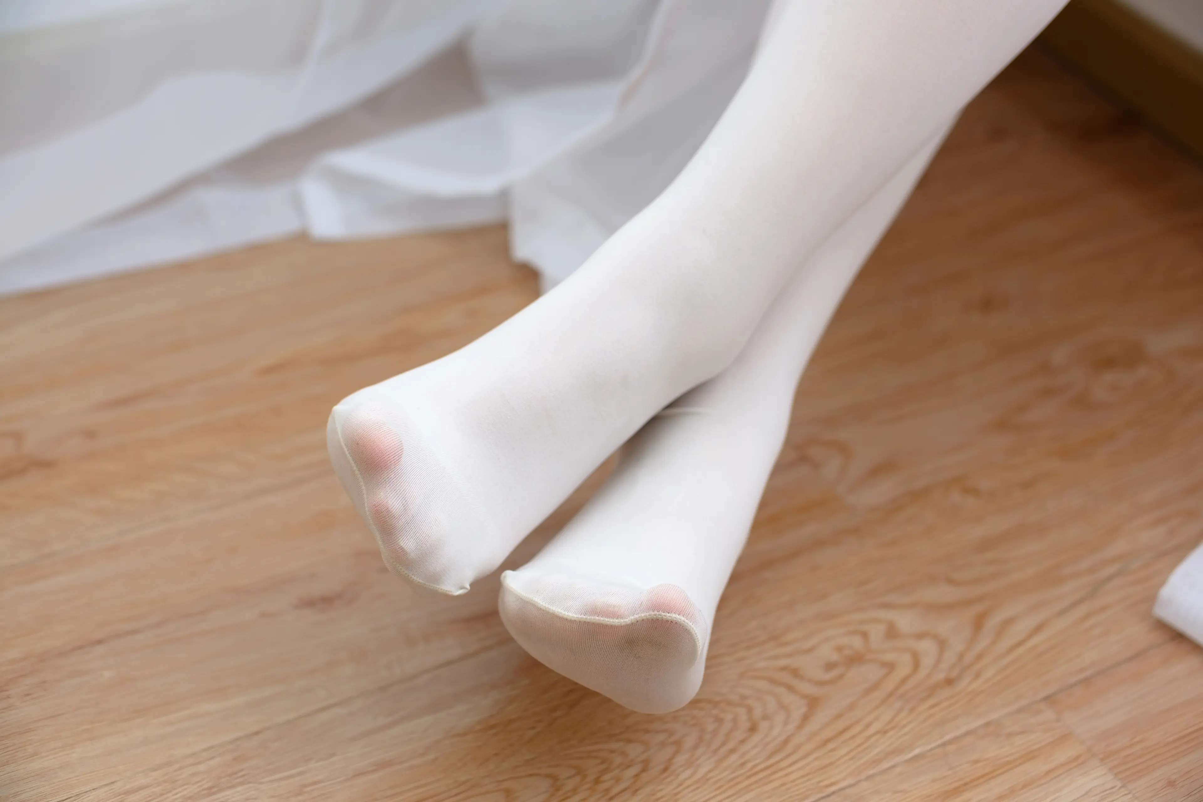 森萝财团 R15 黑白少女 [77P]