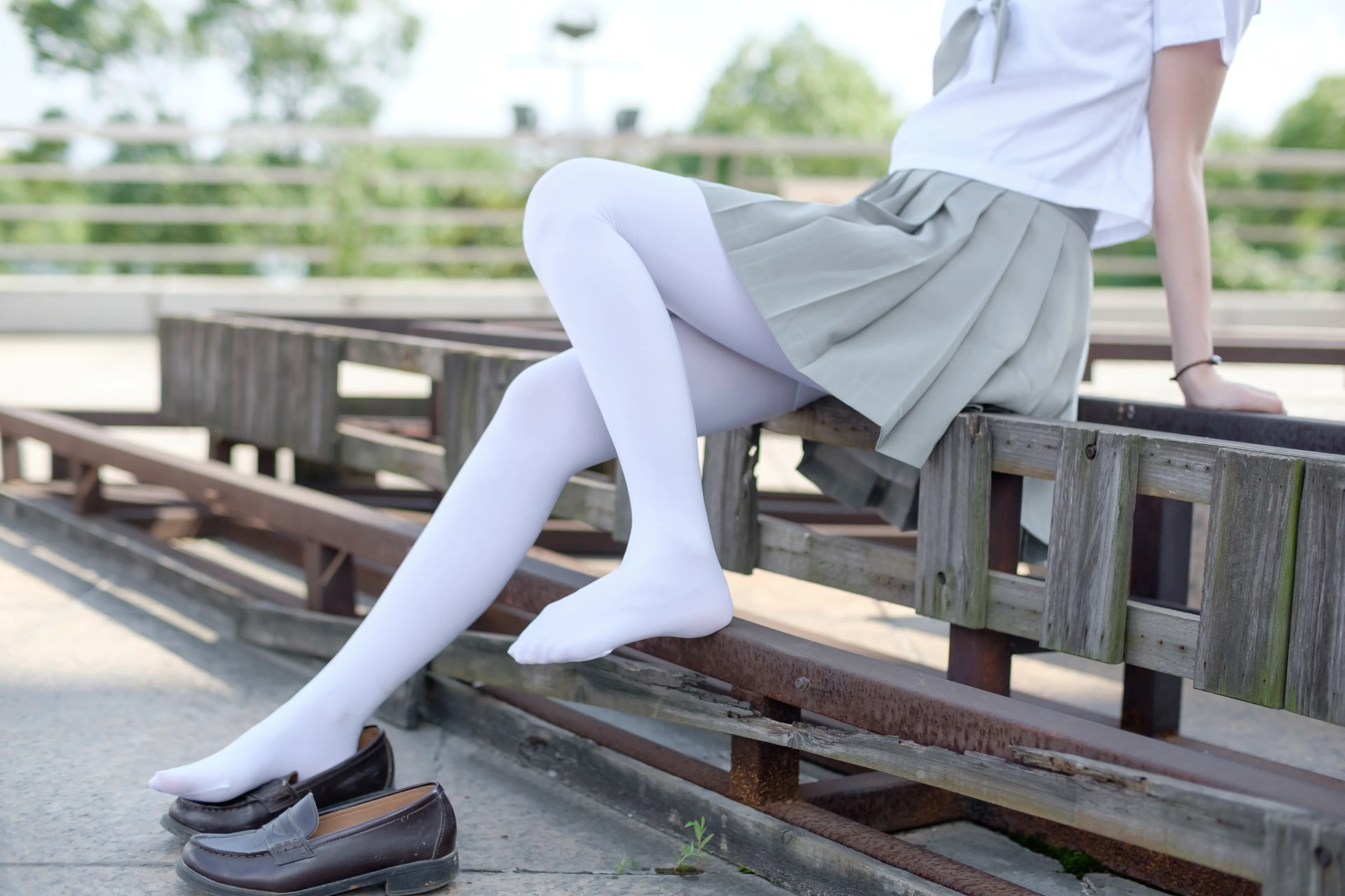 森萝财团 R15 JK白丝户外 [79P]