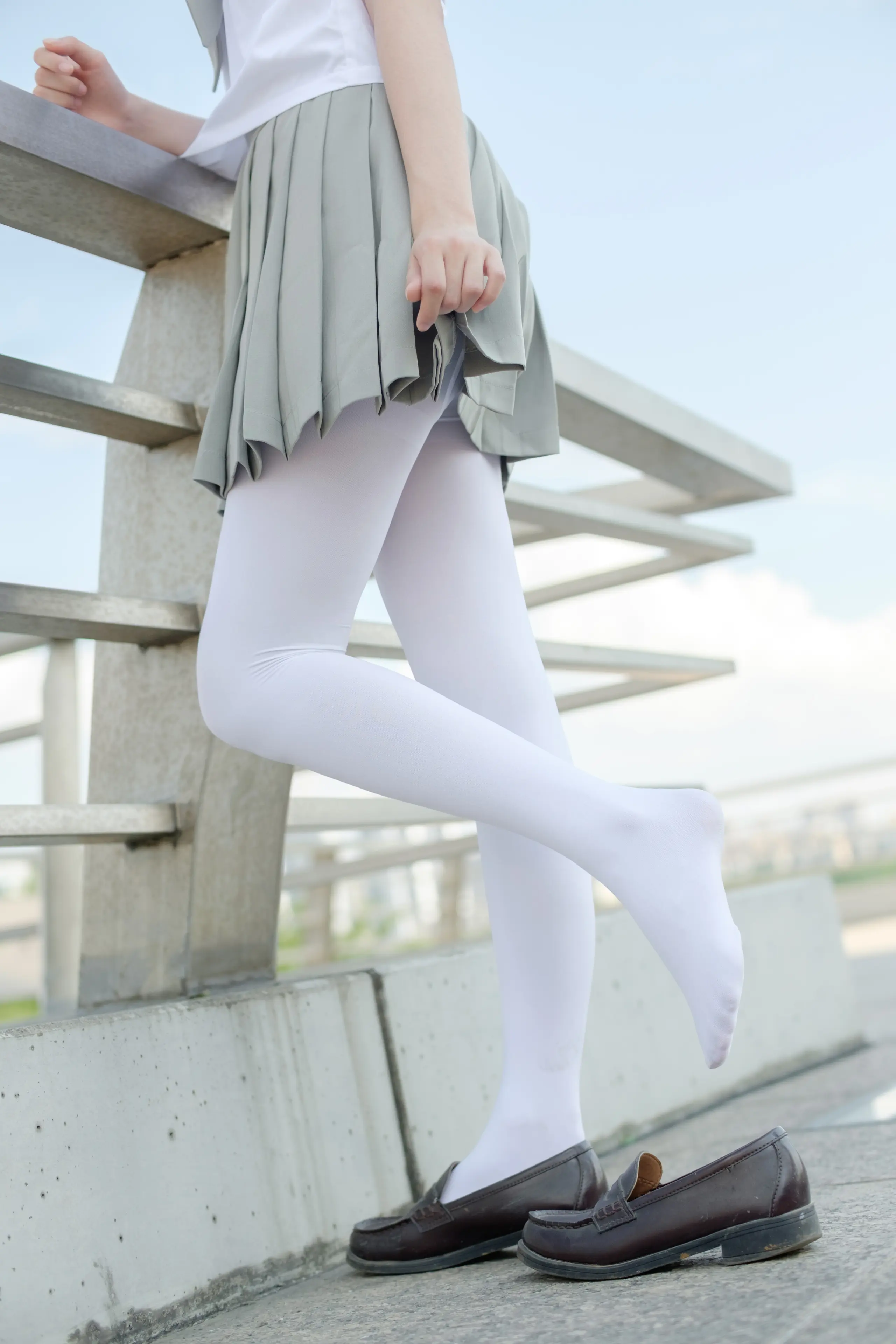 森萝财团 R15 JK白丝户外 [79P]