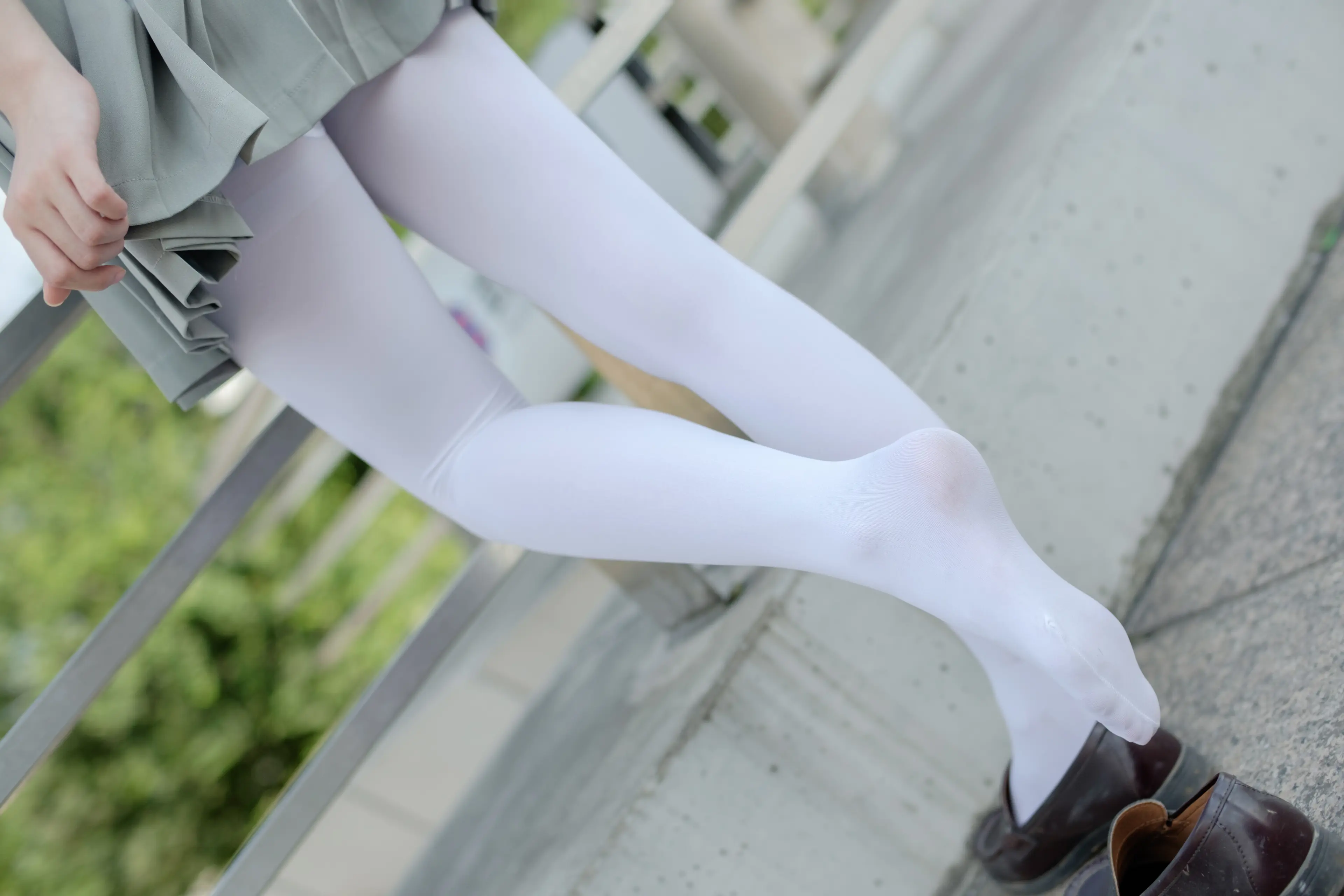 森萝财团 R15 JK白丝户外 [79P]