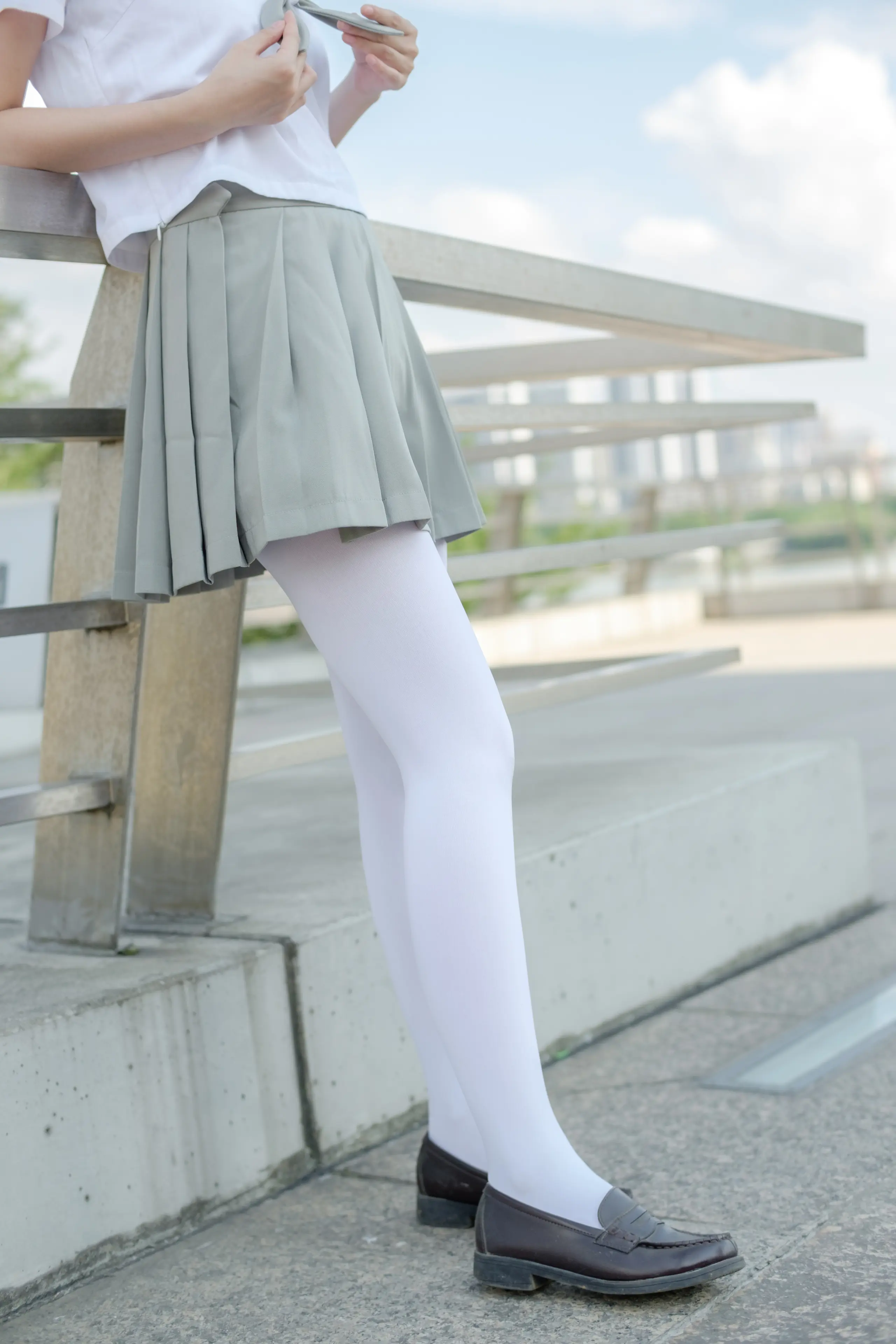 森萝财团 R15 JK白丝户外 [79P]