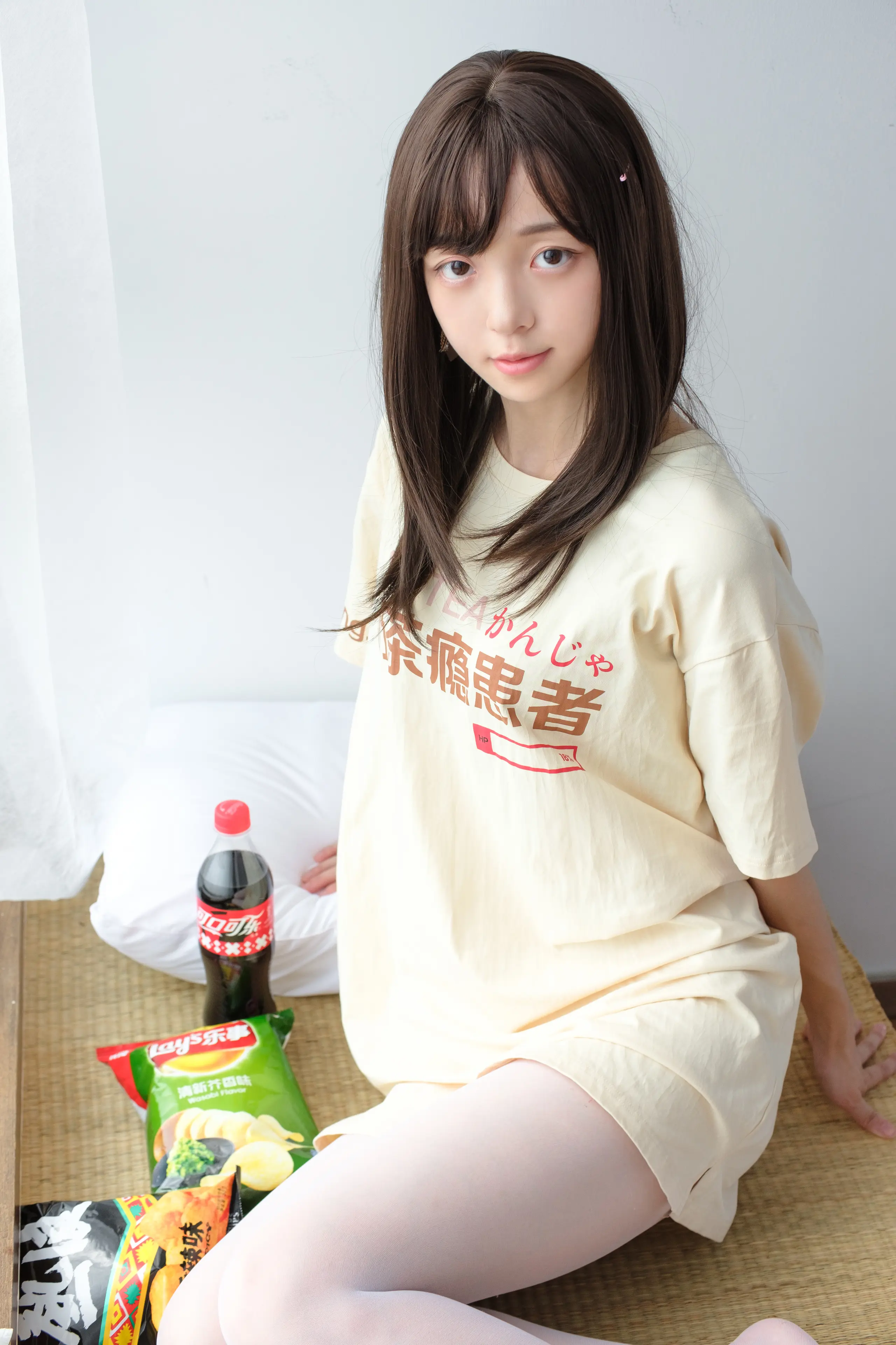 森萝财团 SSR 凉席上的白丝美足少女 [88P]