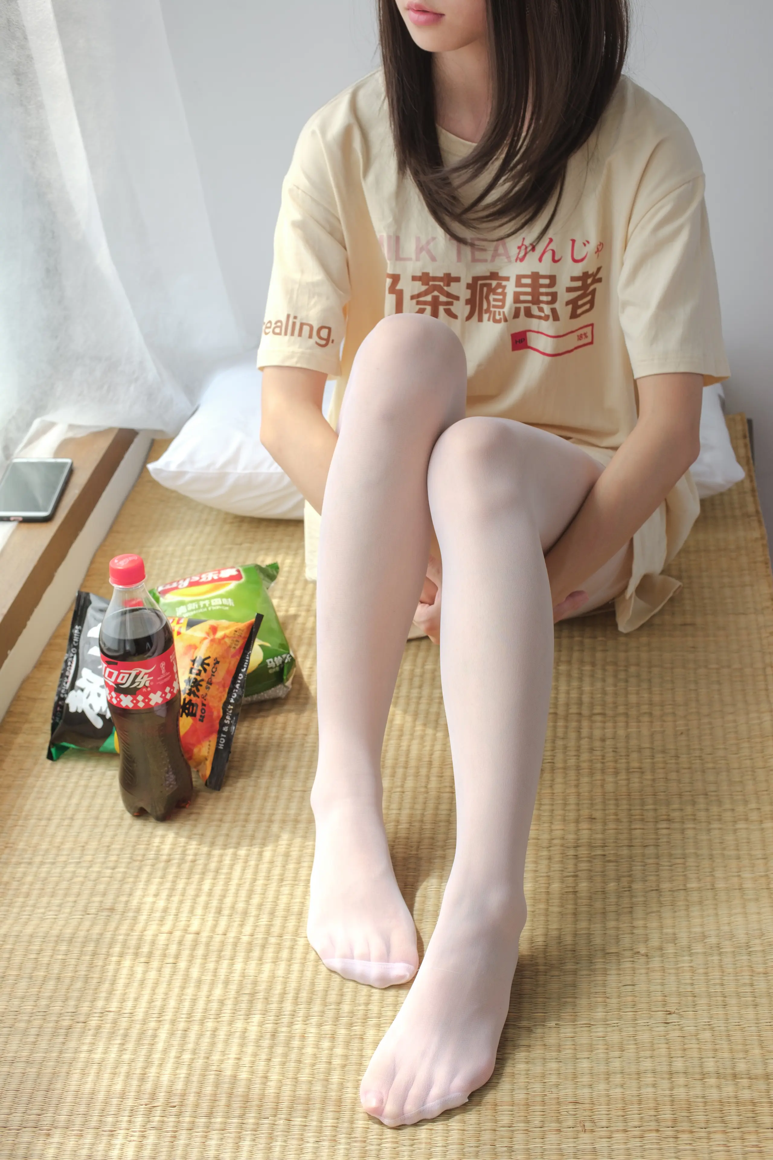 森萝财团 SSR 凉席上的白丝美足少女 [88P]