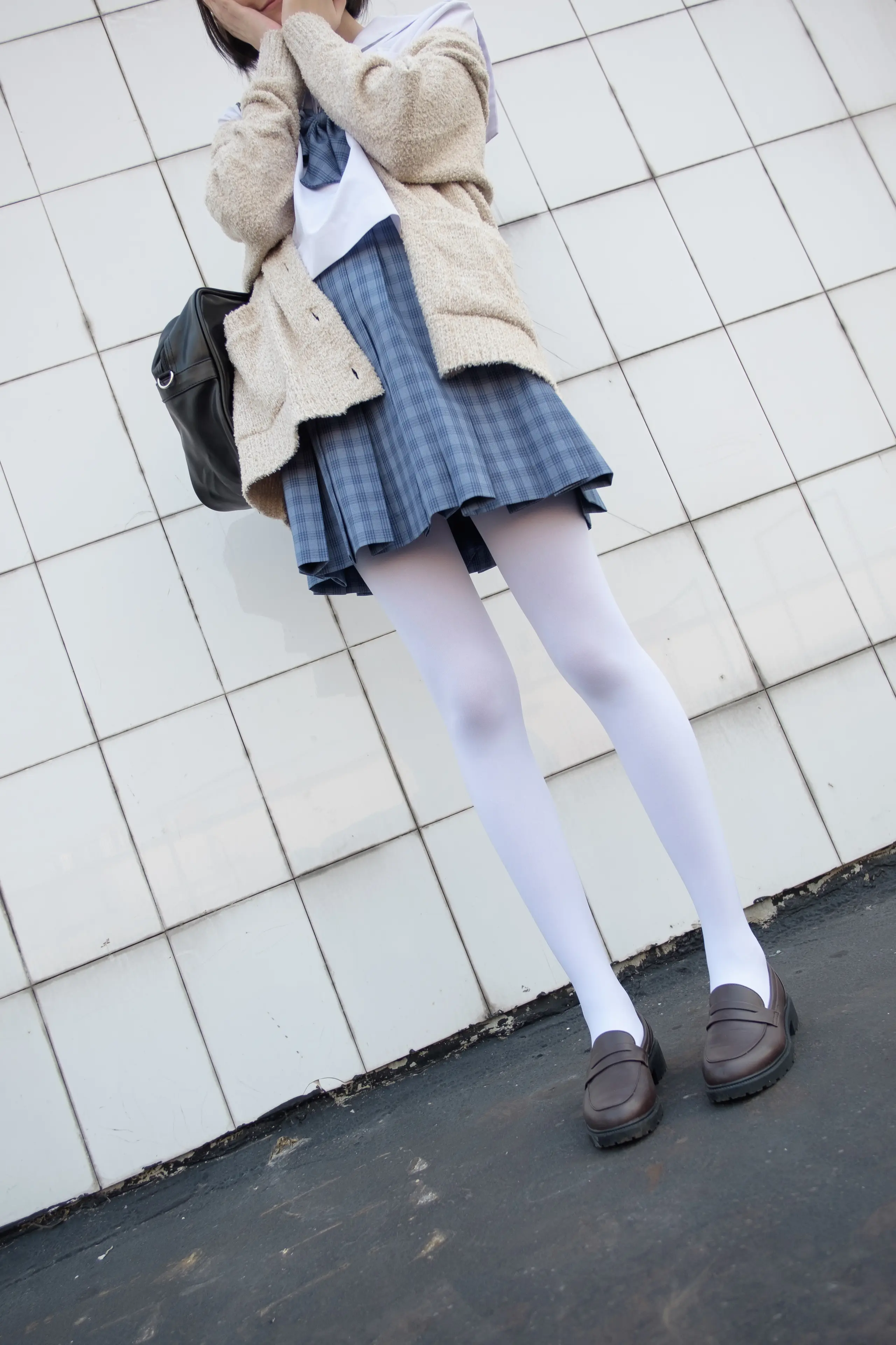 森萝财团 SSR 天台上的白丝 [74P]