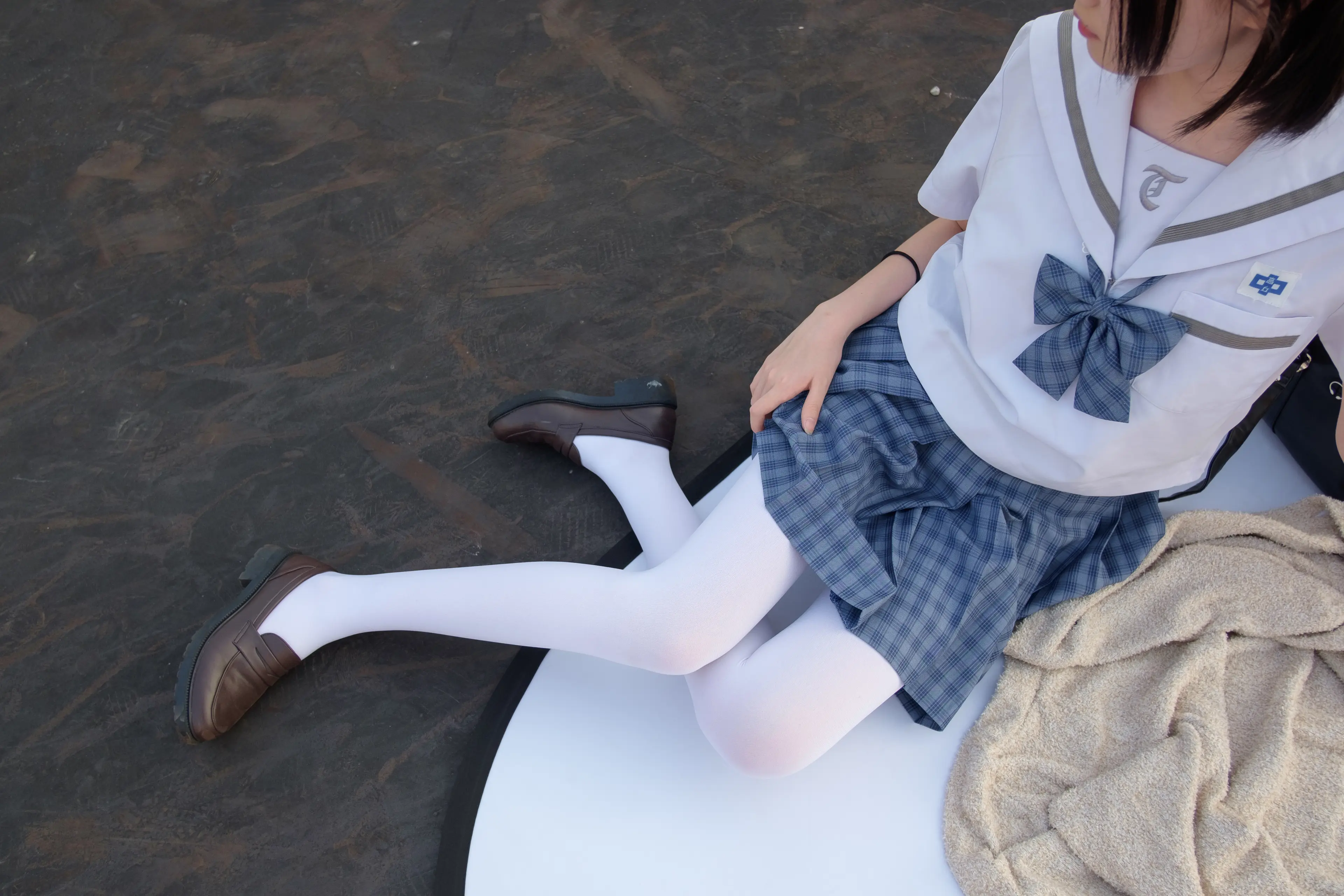 森萝财团 SSR 天台上的白丝 [74P]