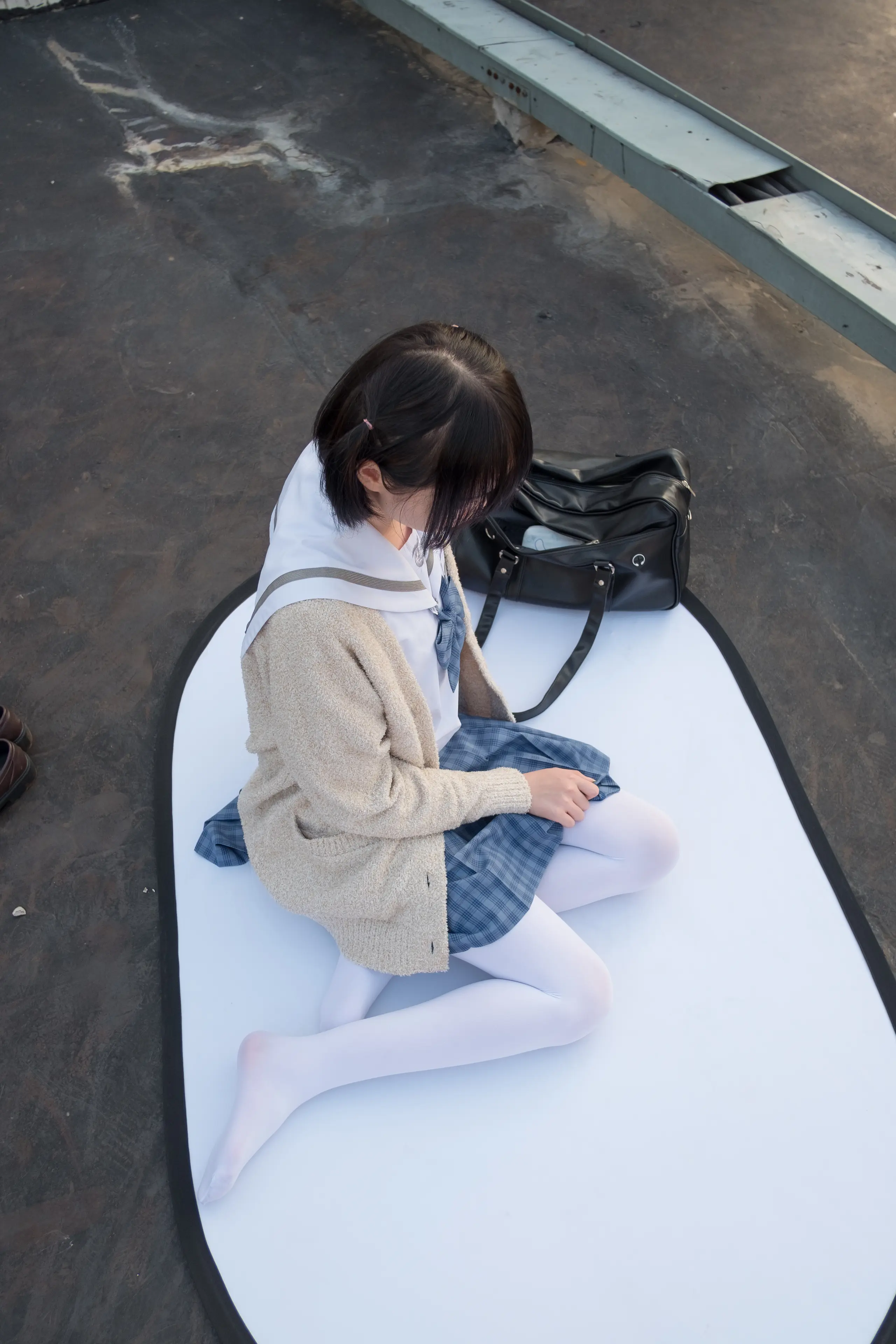 森萝财团 SSR 天台上的白丝 [74P]