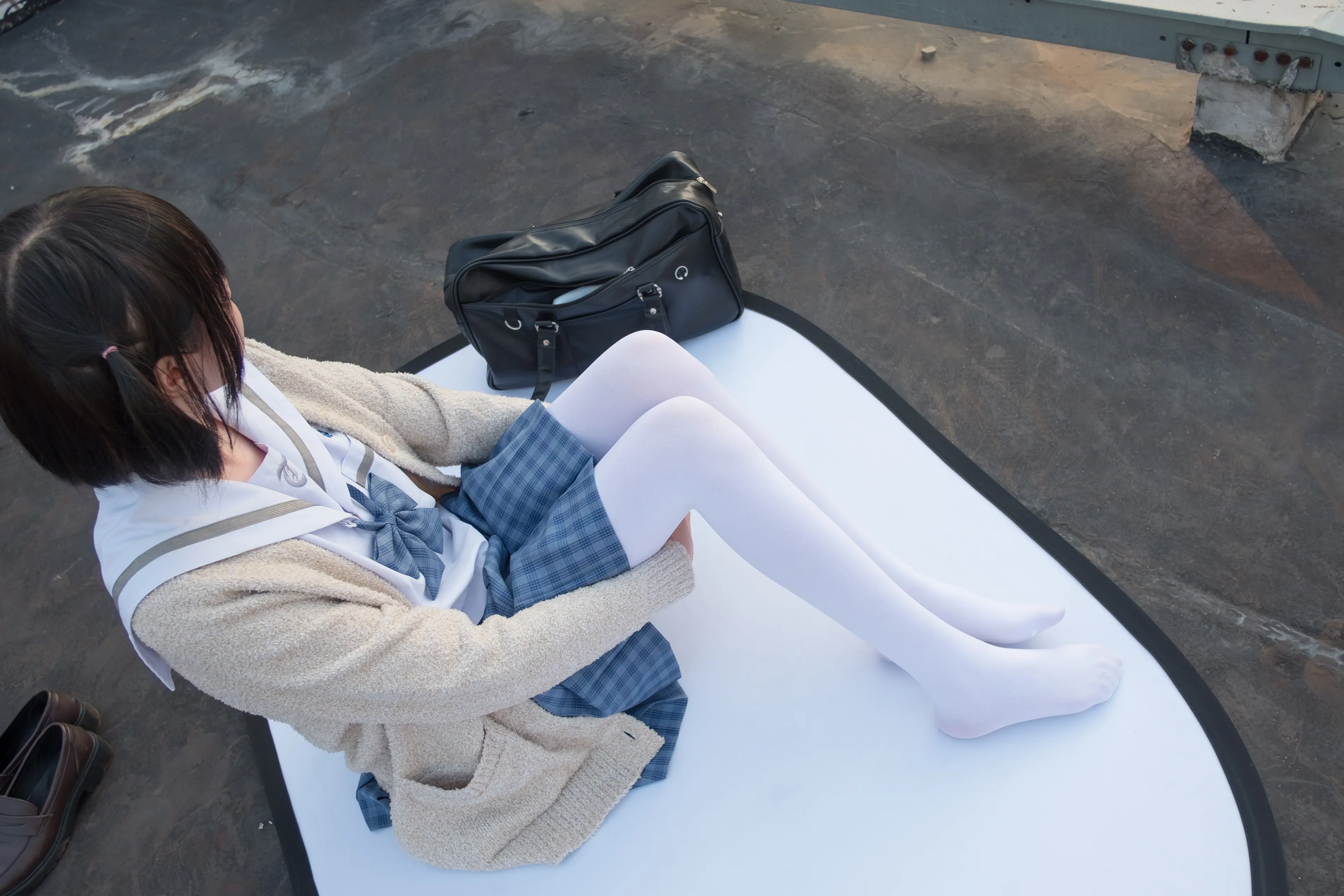 森萝财团 SSR 天台上的白丝 [74P]