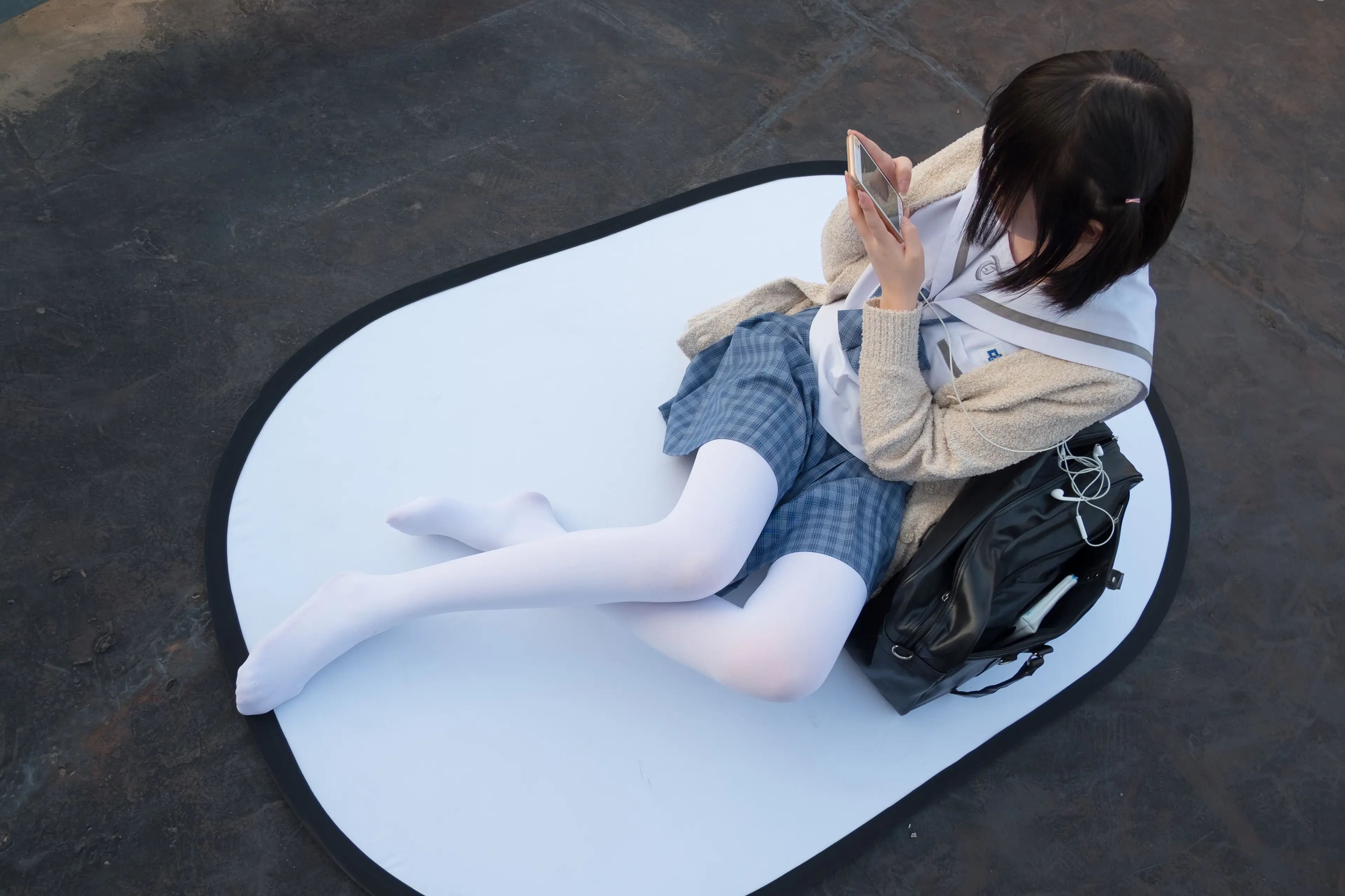 森萝财团 SSR 天台上的白丝 [74P]