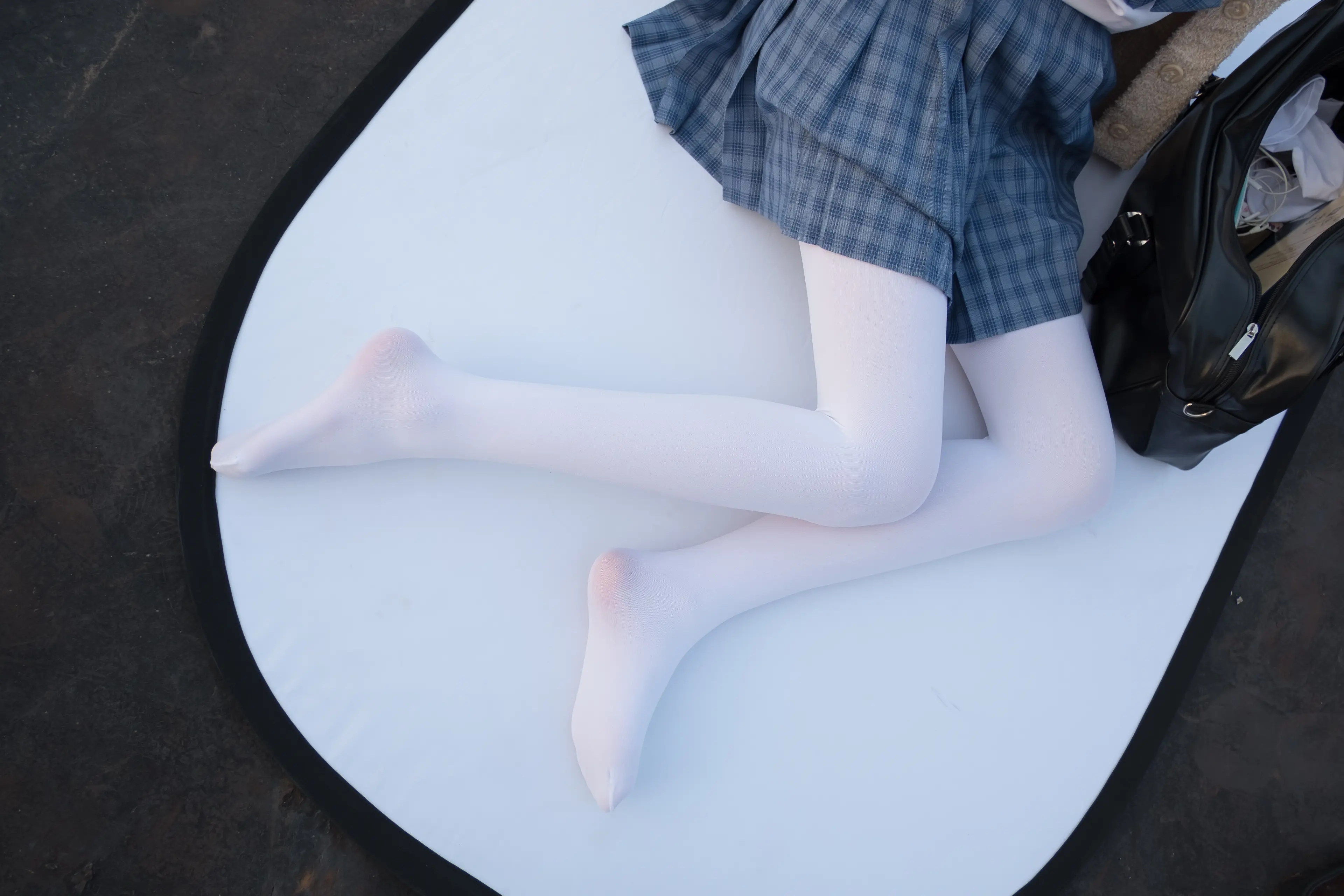 森萝财团 SSR 天台上的白丝 [74P]