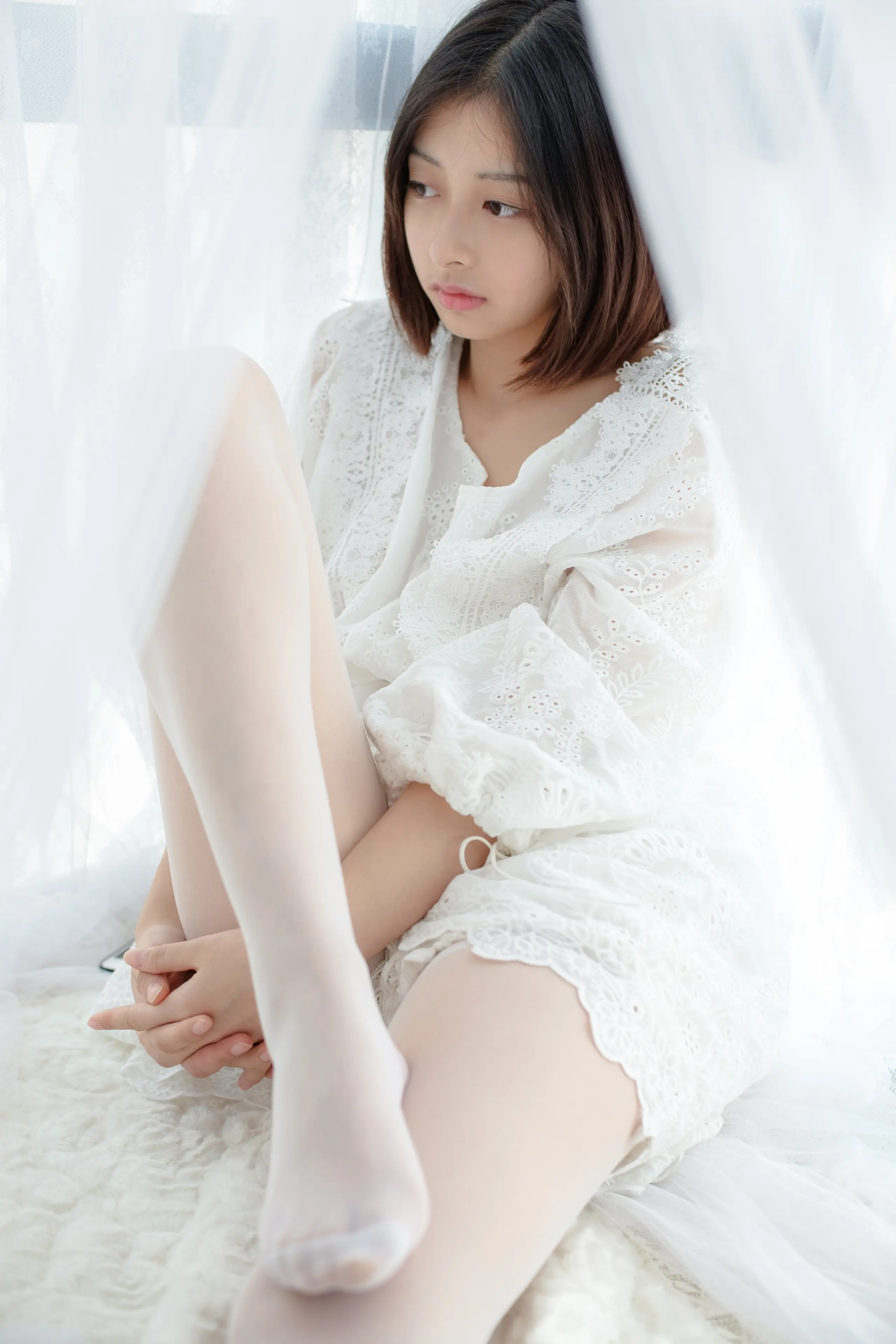 森萝财团 SSR 少女白色遐想 [161P]