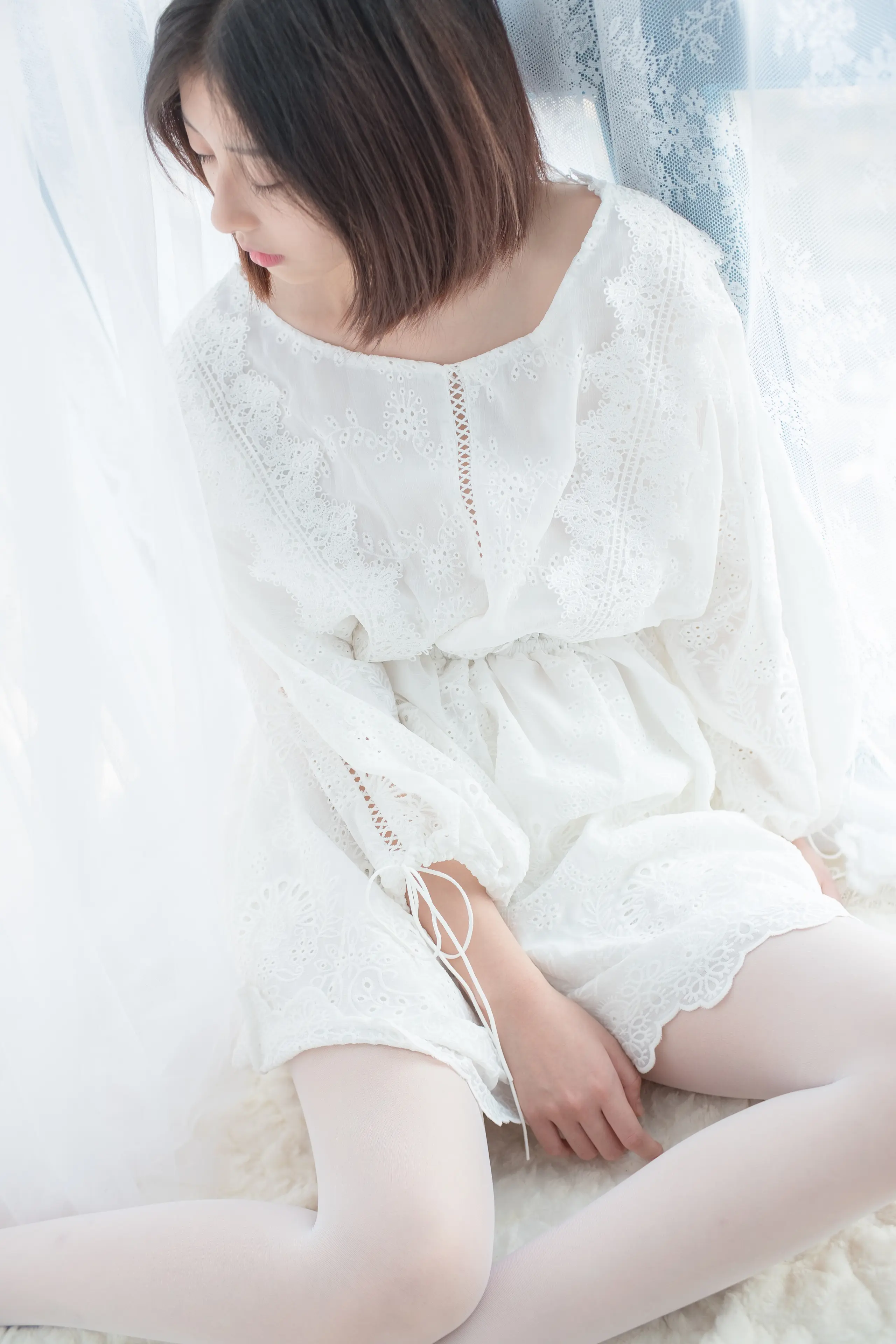 森萝财团 SSR 少女白色遐想 [161P]