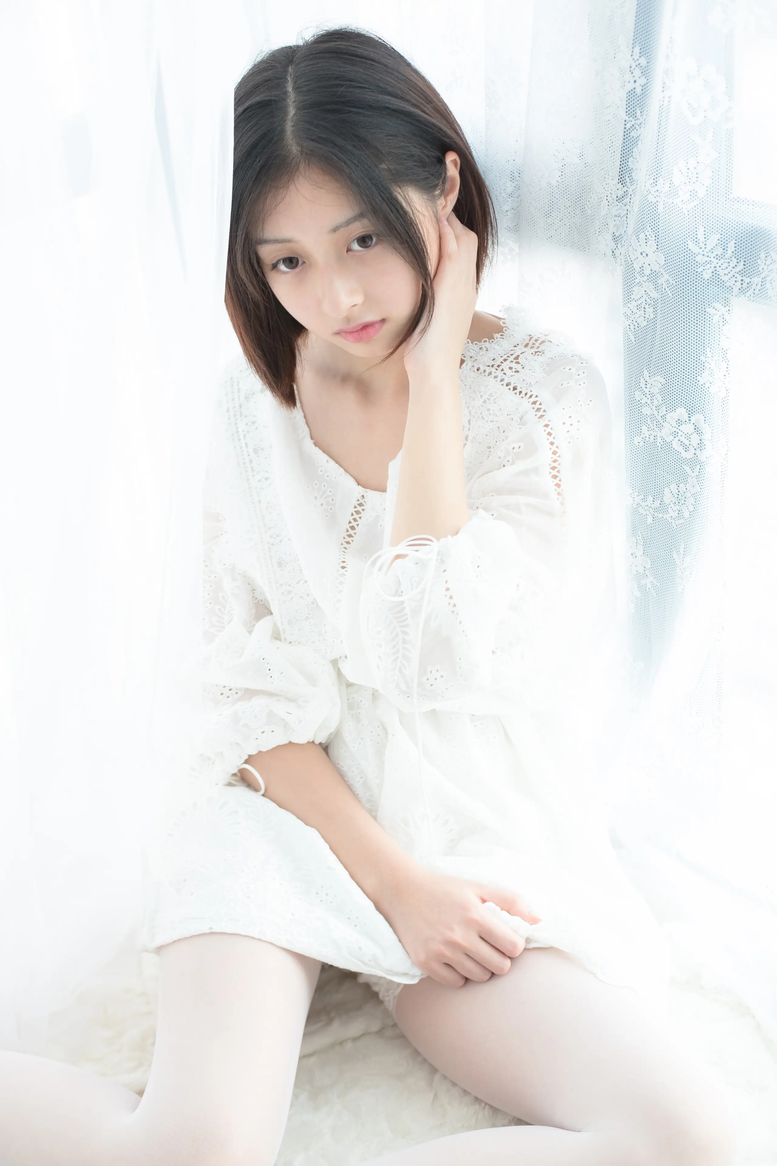 森萝财团 SSR 少女白色遐想 [161P]