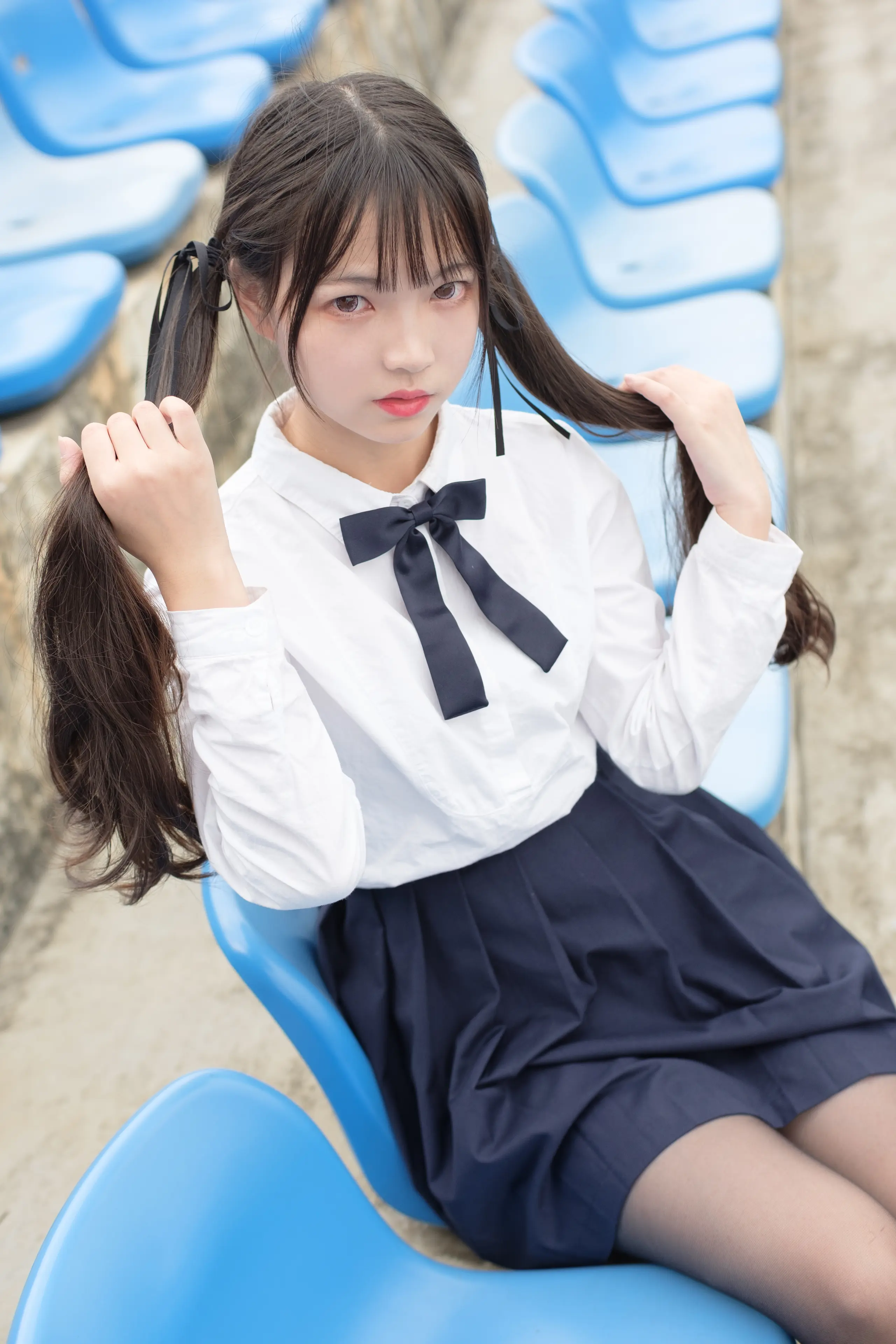 森萝财团 SSR 户外黑丝学妹 [83P]