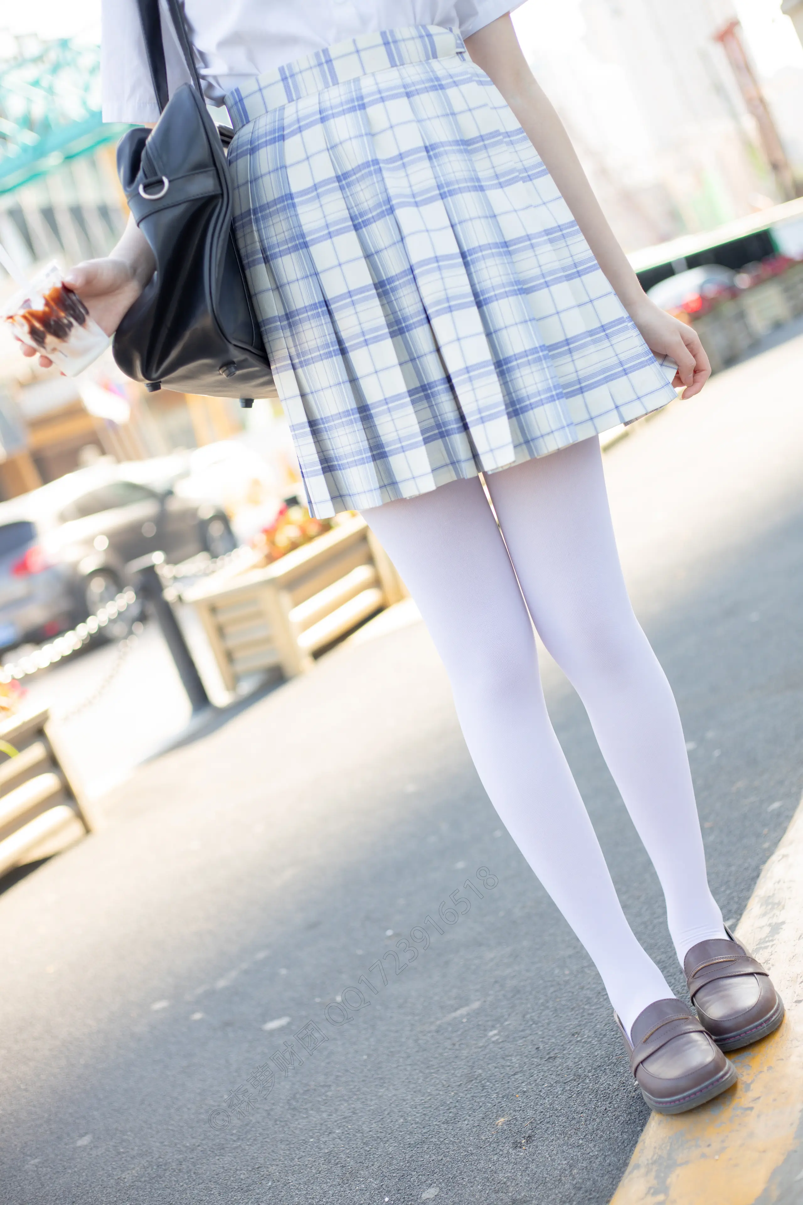 森萝财团 SSR 棉花糖白丝少女 [104P]