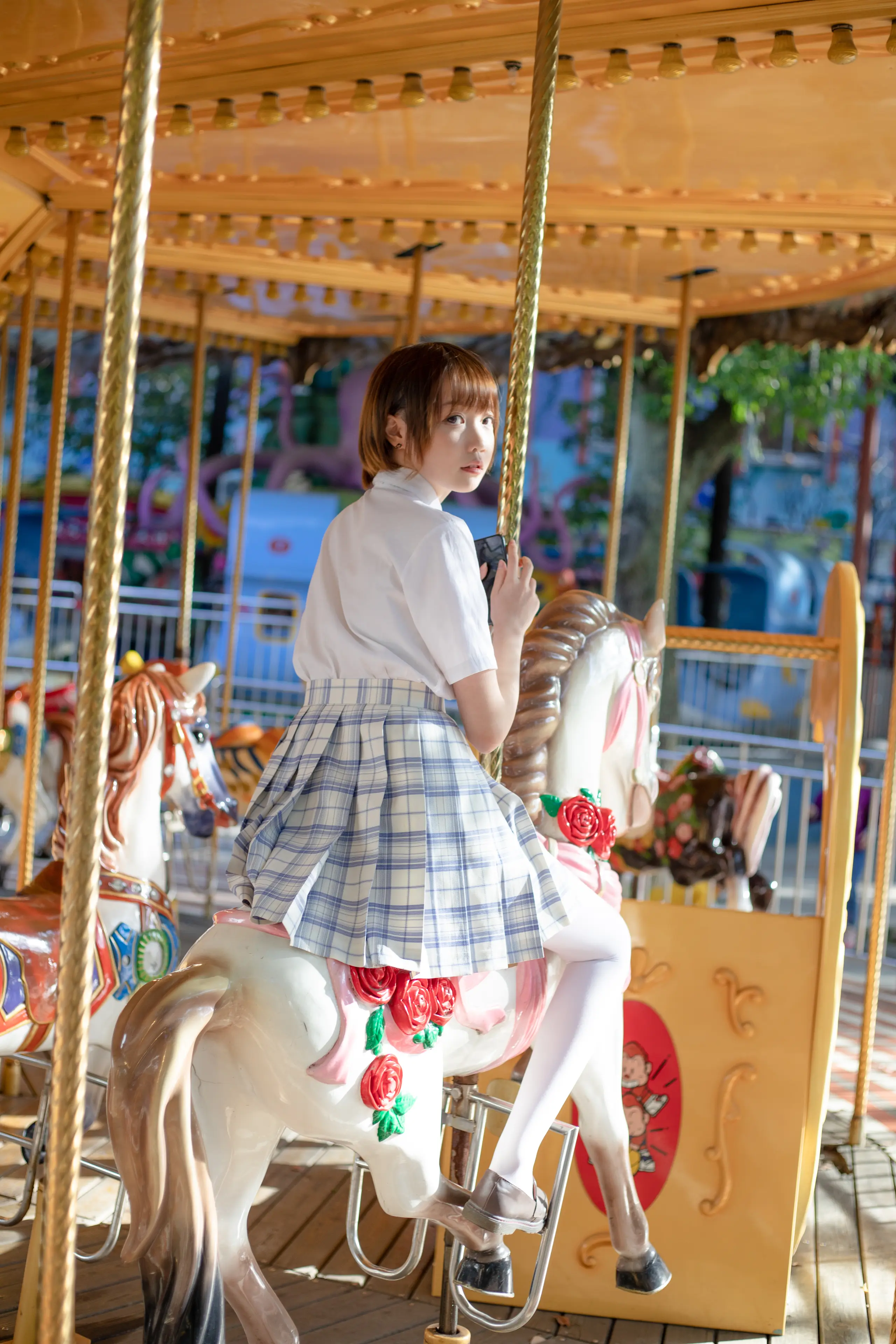 森萝财团 SSR 棉花糖白丝少女 [104P]