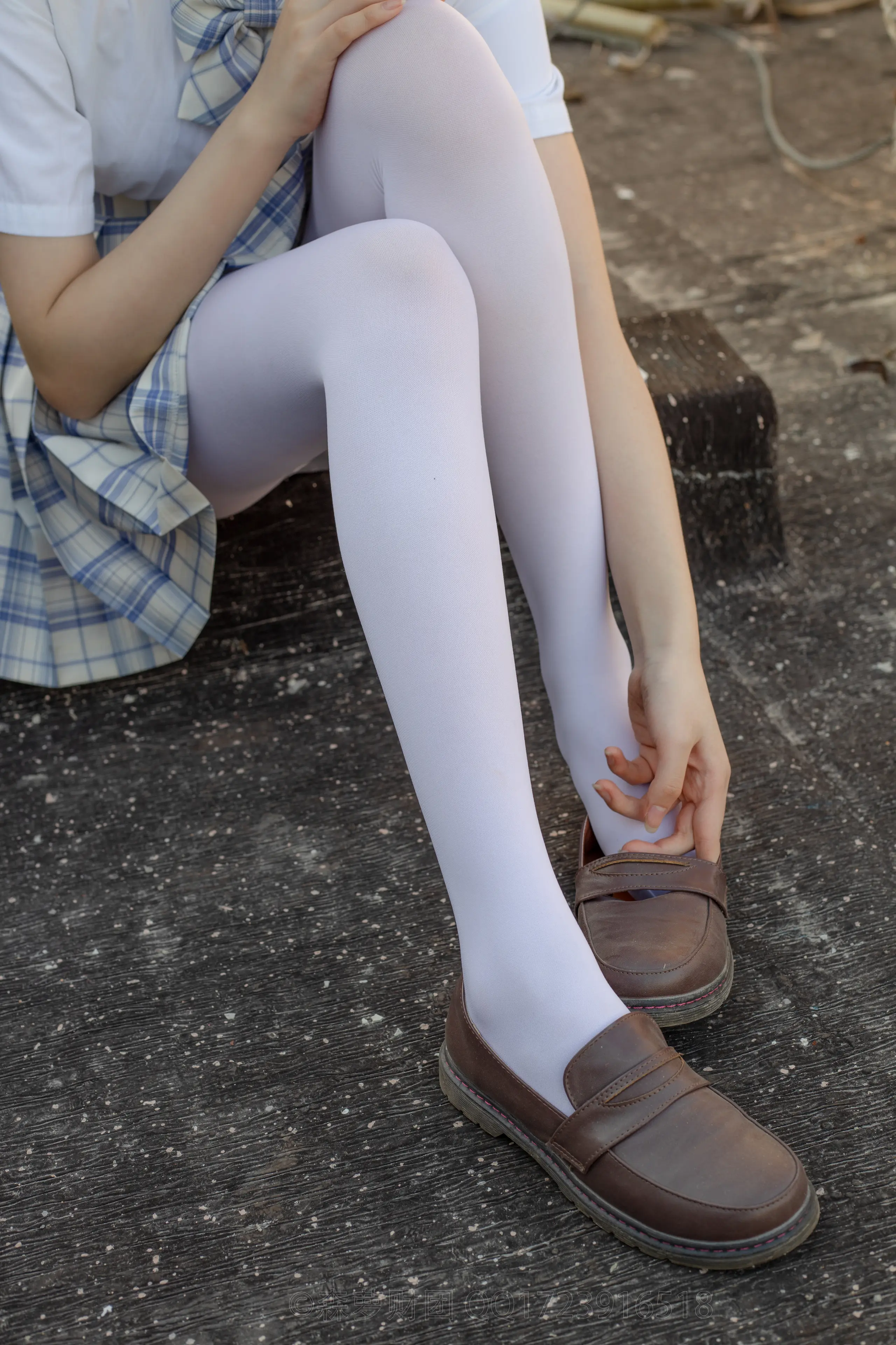 森萝财团 SSR 棉花糖白丝少女 [104P]