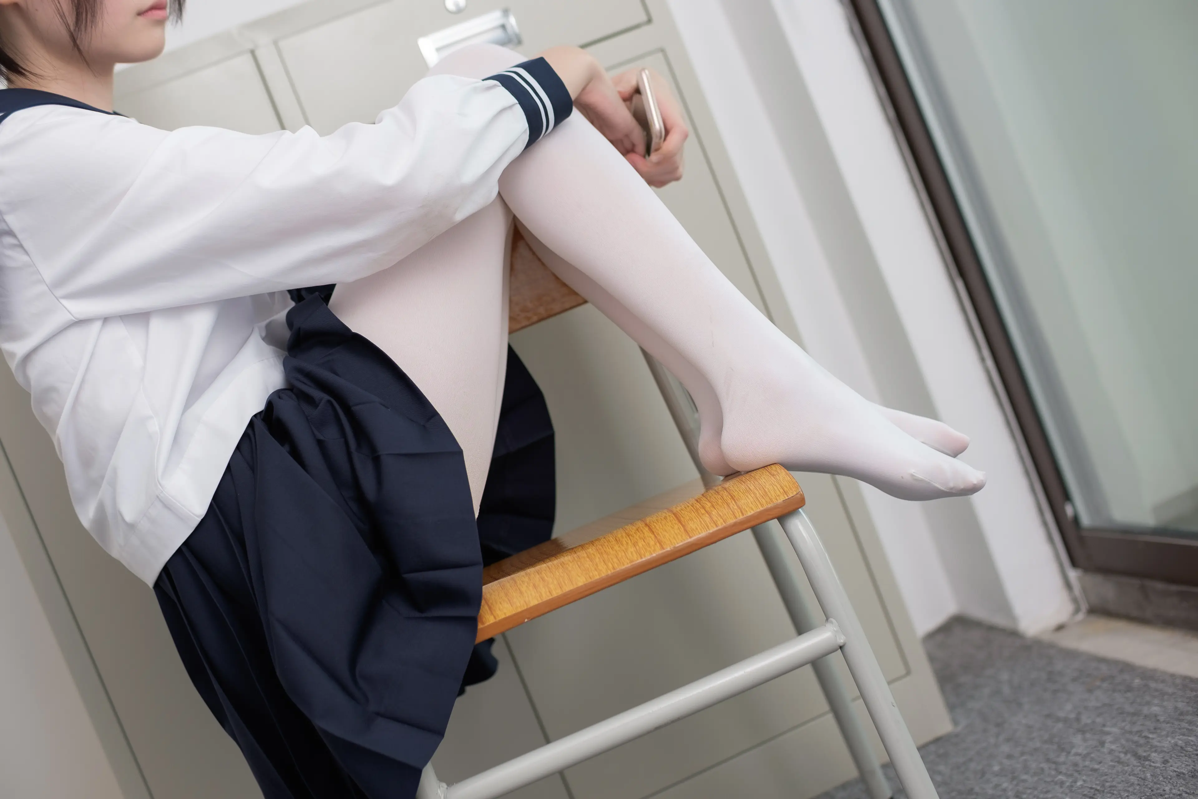 森萝财团 SSR 白丝水手服 [75P]