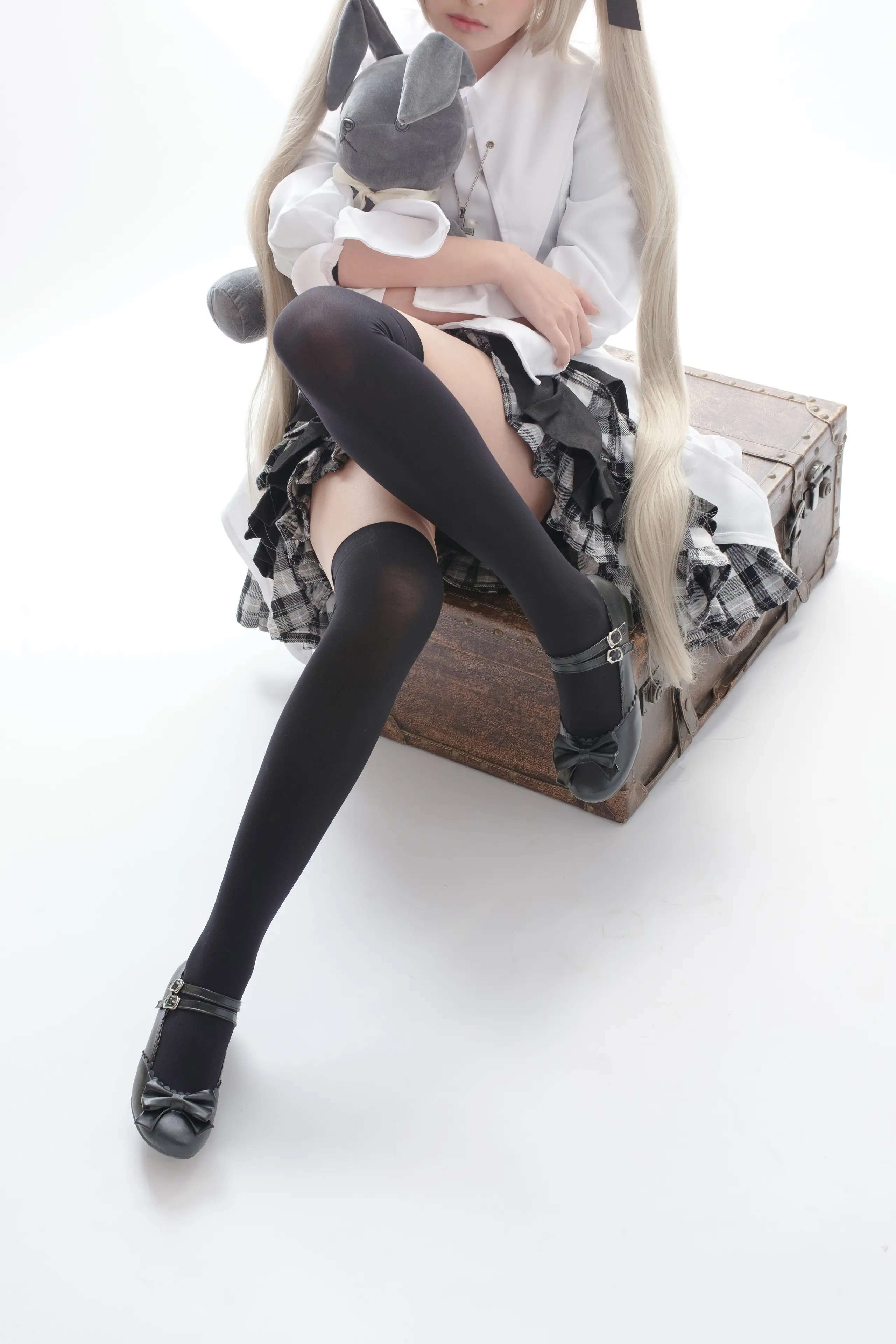 森萝财团 SSR 穹妹COS [90P]