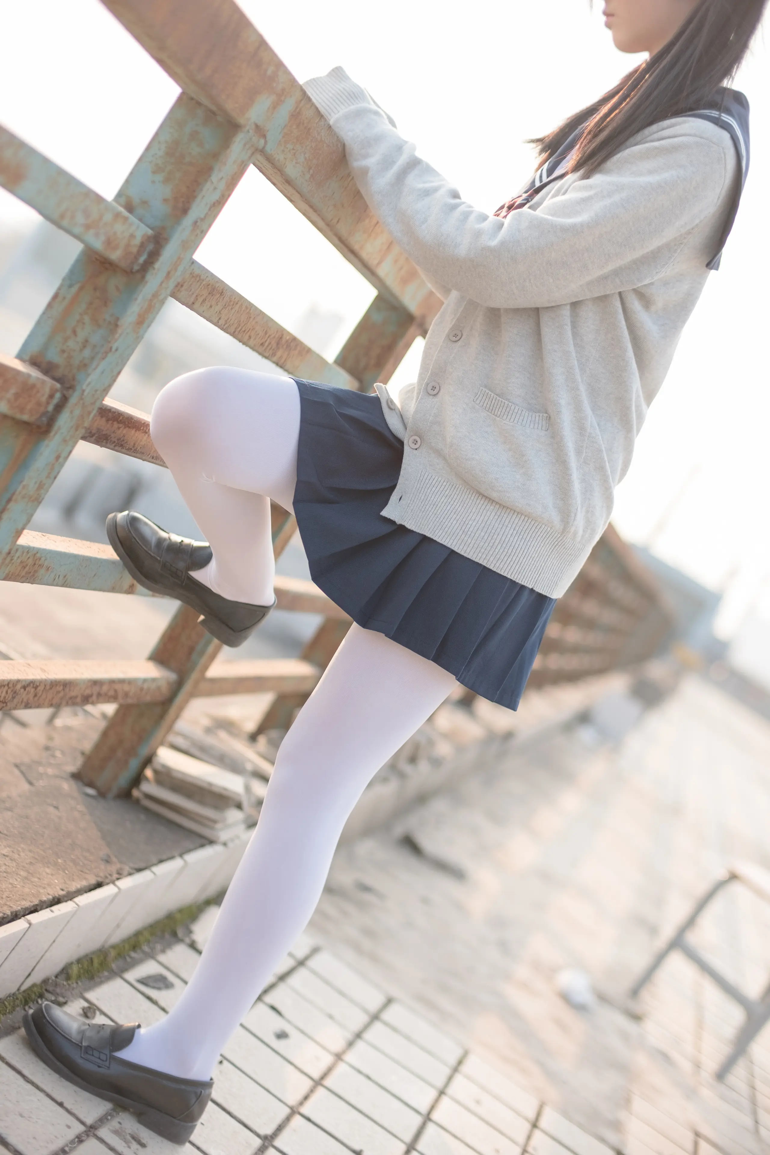 森萝财团 SSR JK白丝足控 [99P]