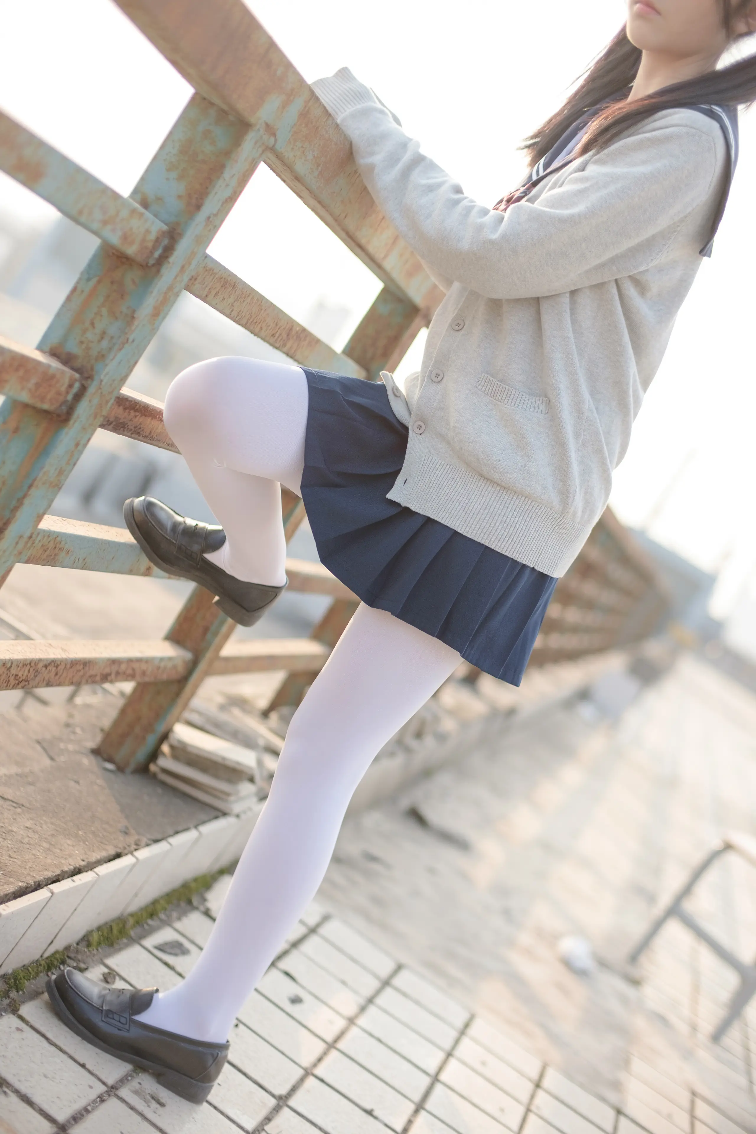 森萝财团 SSR JK白丝足控 [99P]