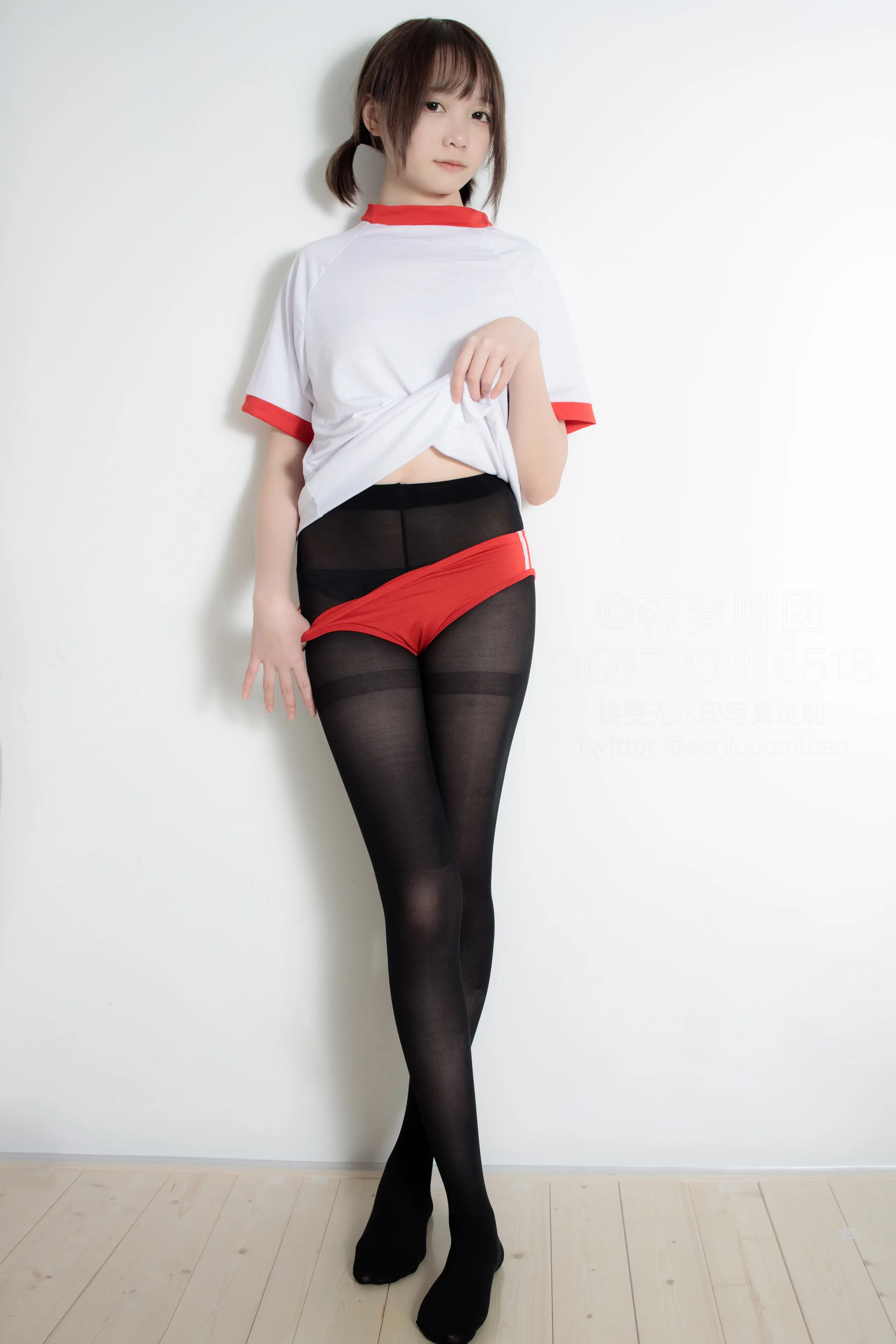 森萝财团 WTMSB 红色布鲁马50D黑丝 [149P]