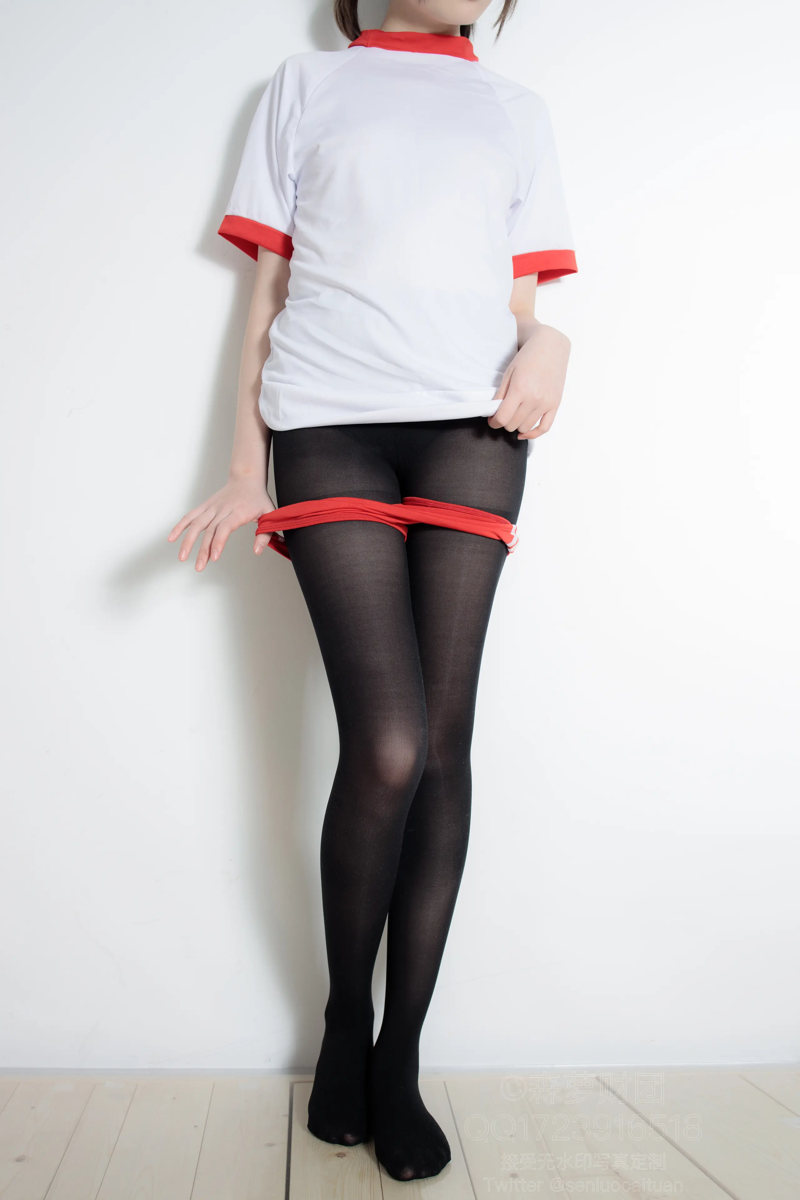 森萝财团 WTMSB 红色布鲁马50D黑丝 [149P]