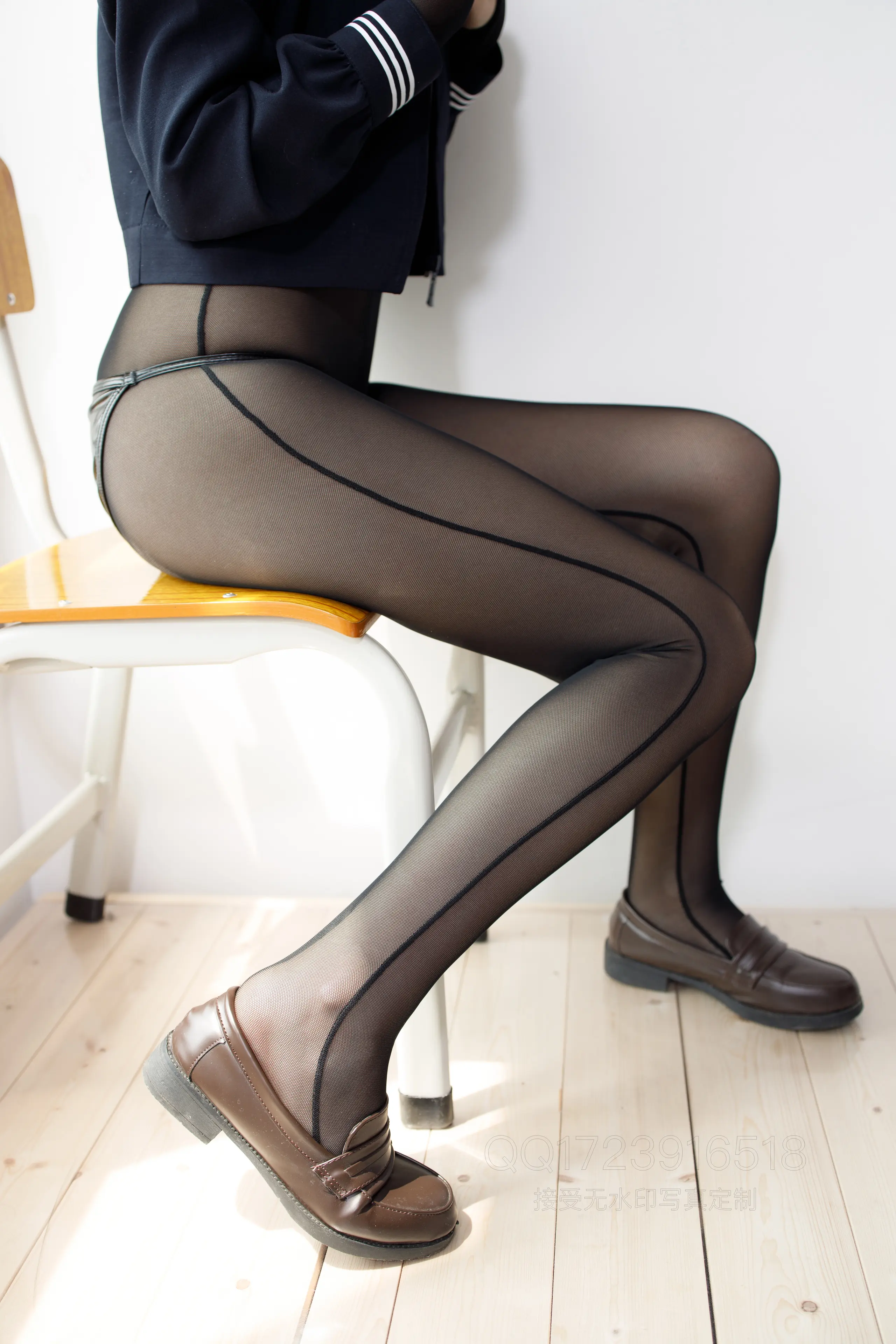 森萝财团 WTMSB 黑丝连体袜 [113P]