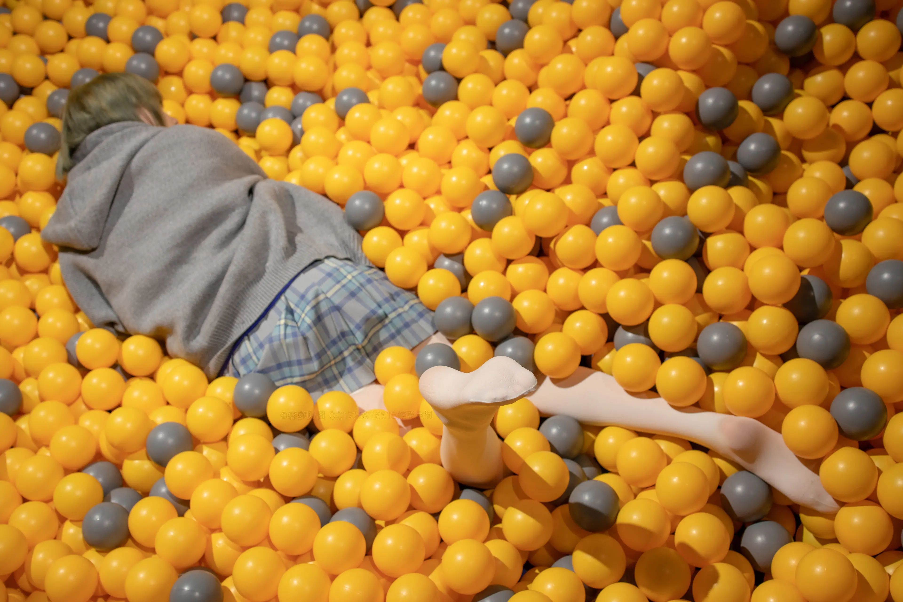 森萝财团 X 儿童乐园里的一天 [141P]