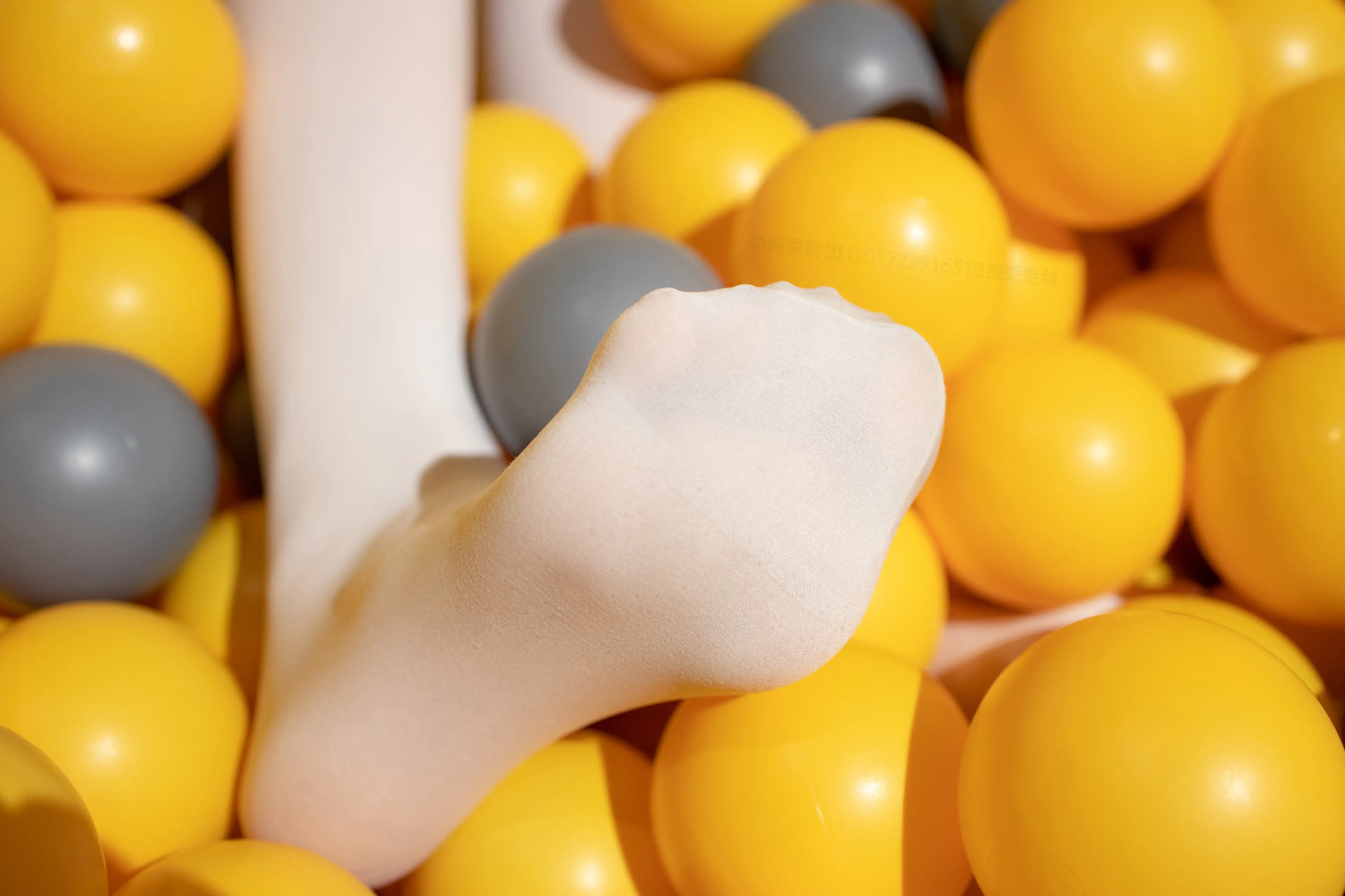 森萝财团 X 儿童乐园里的一天 [141P]