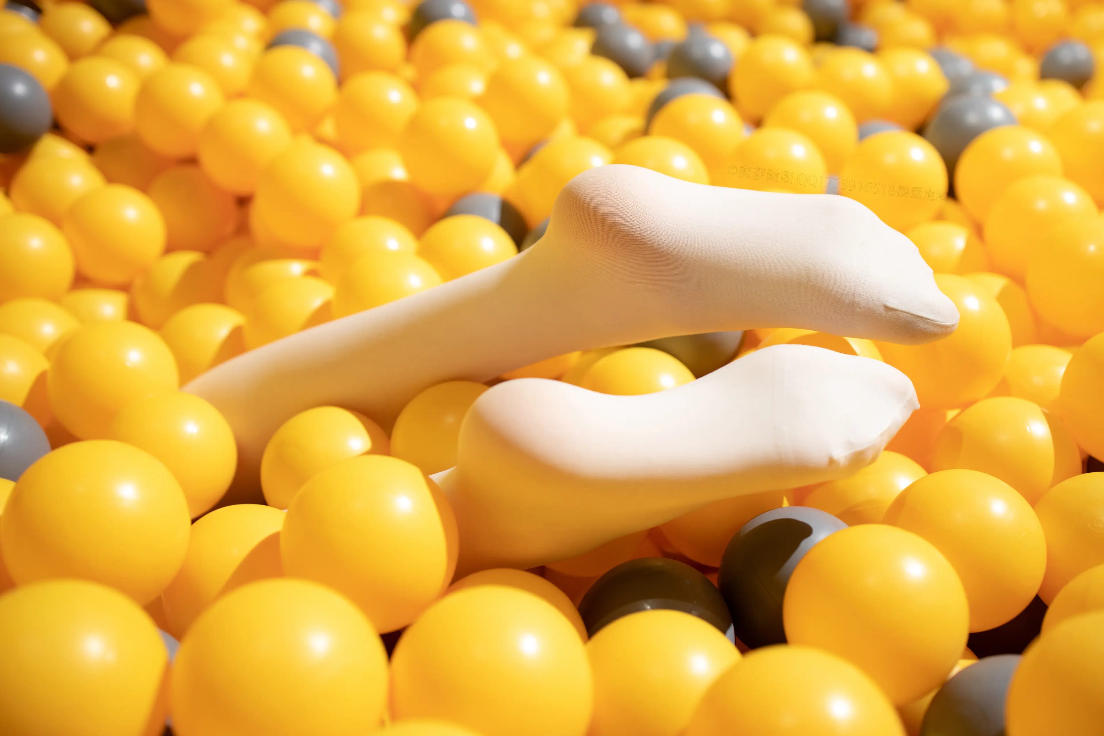 森萝财团 X 儿童乐园里的一天 [141P]