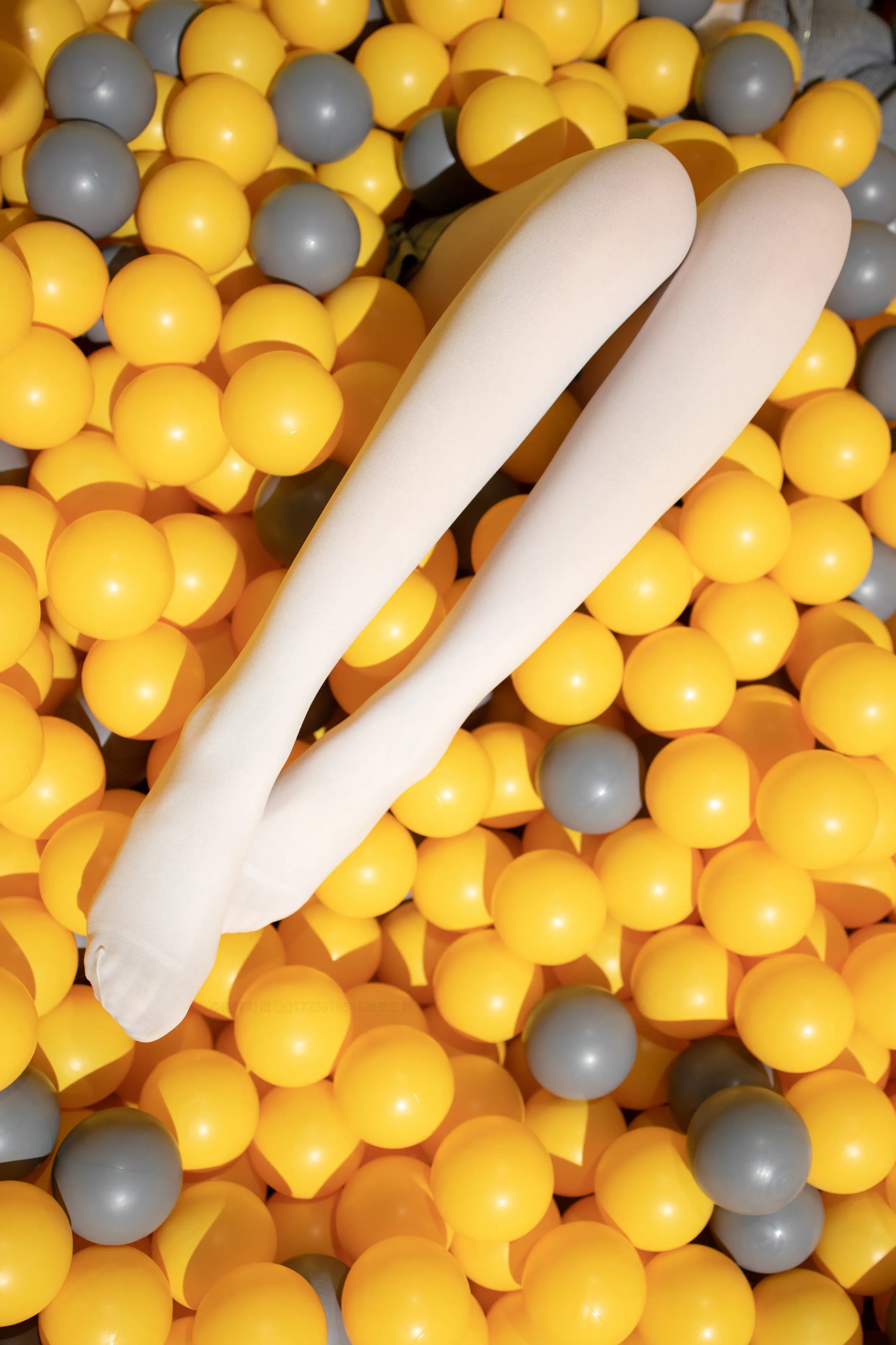 森萝财团 X 儿童乐园里的一天 [141P]