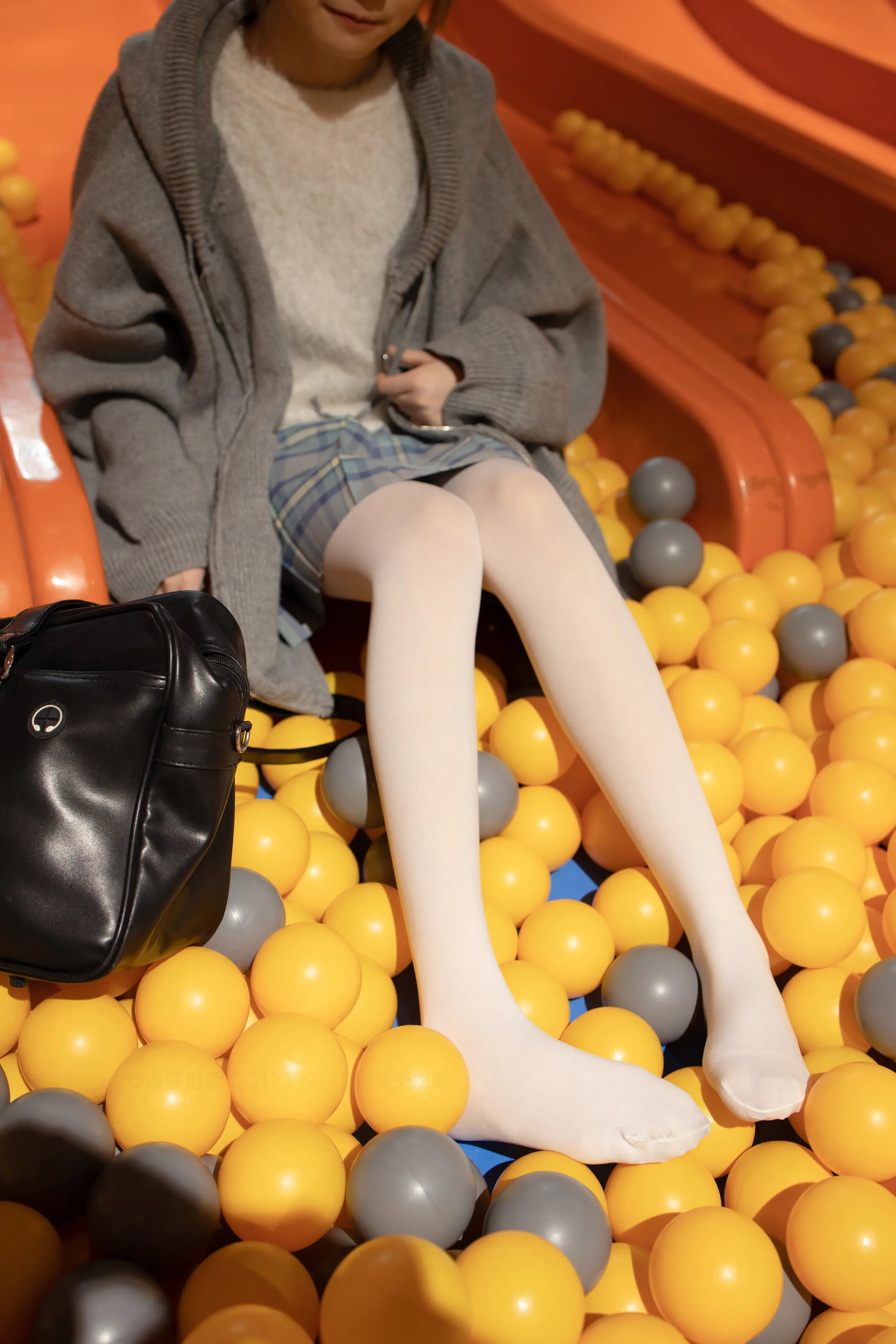 森萝财团 X 儿童乐园里的一天 [141P]