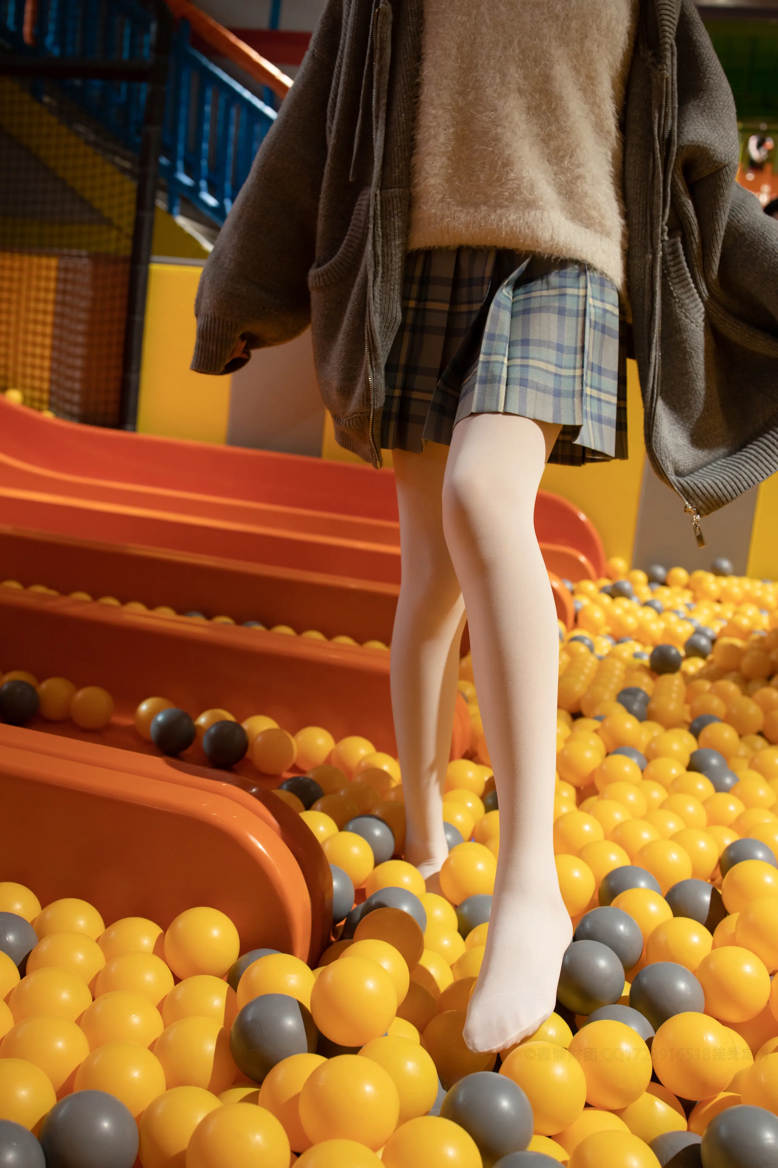 森萝财团 X 儿童乐园里的一天 [141P]