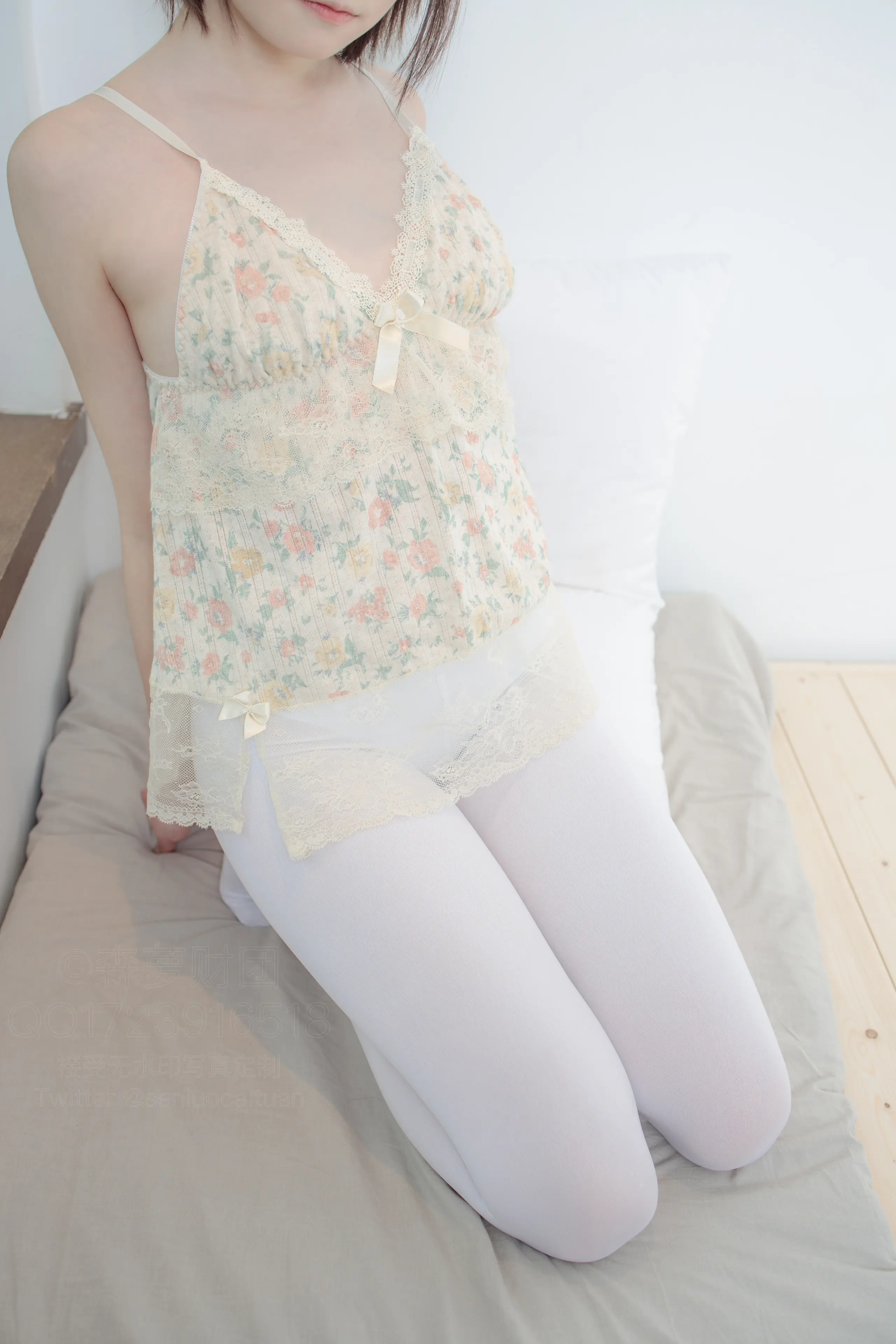 森萝财团 X 吊带短裙50D白丝 [83P]