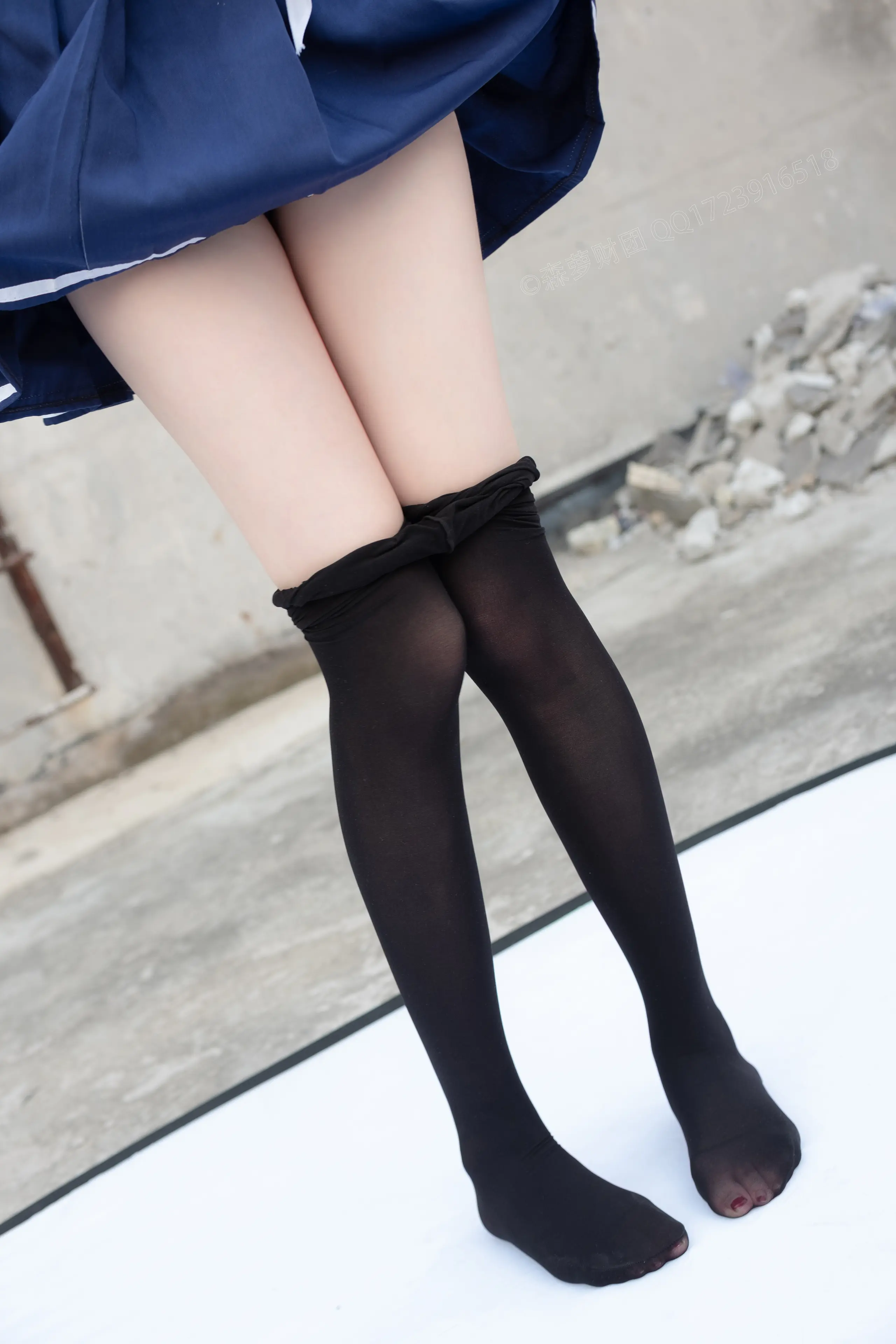 森萝财团 X 天台黑丝水手服 [110P]