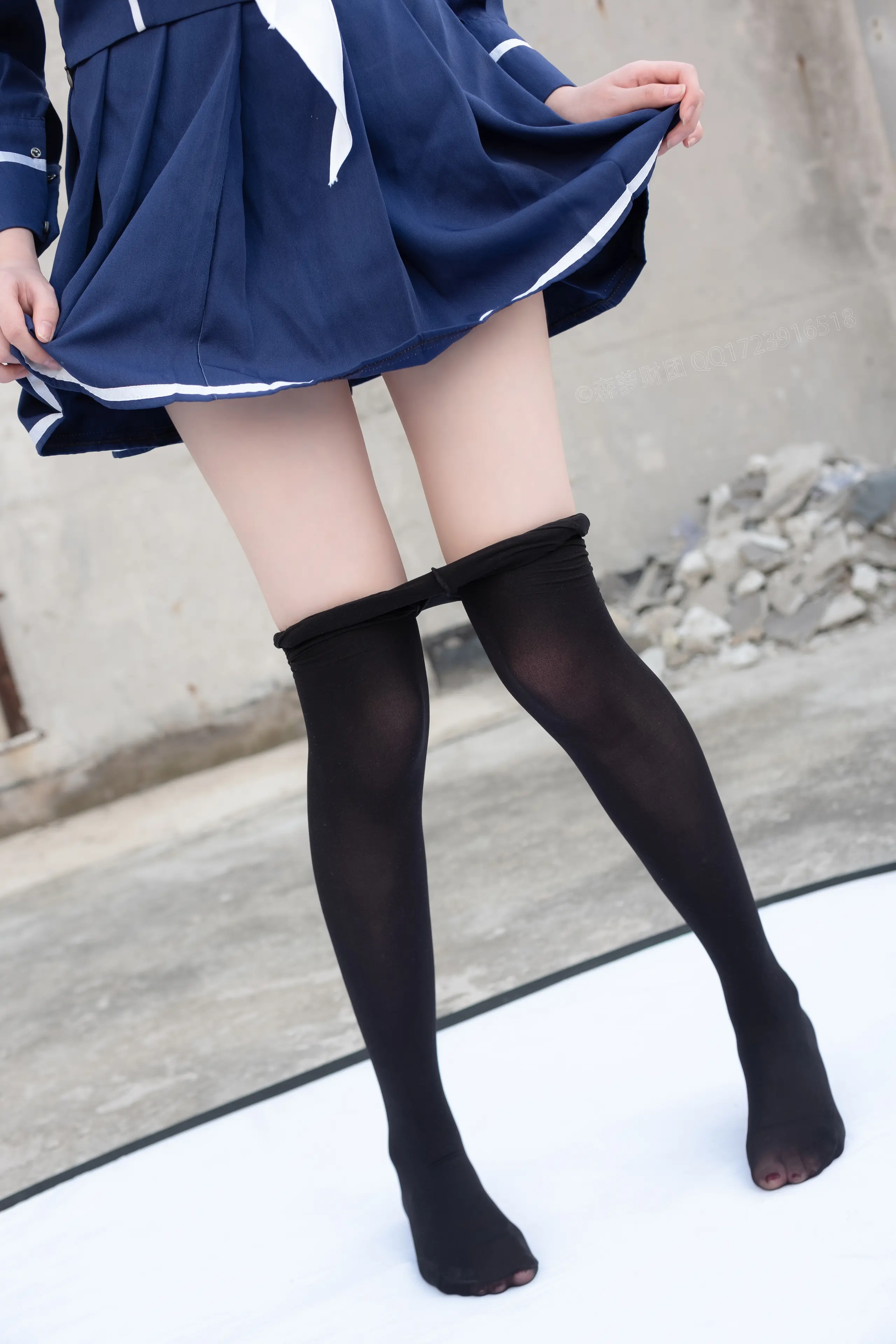 森萝财团 X 天台黑丝水手服 [110P]