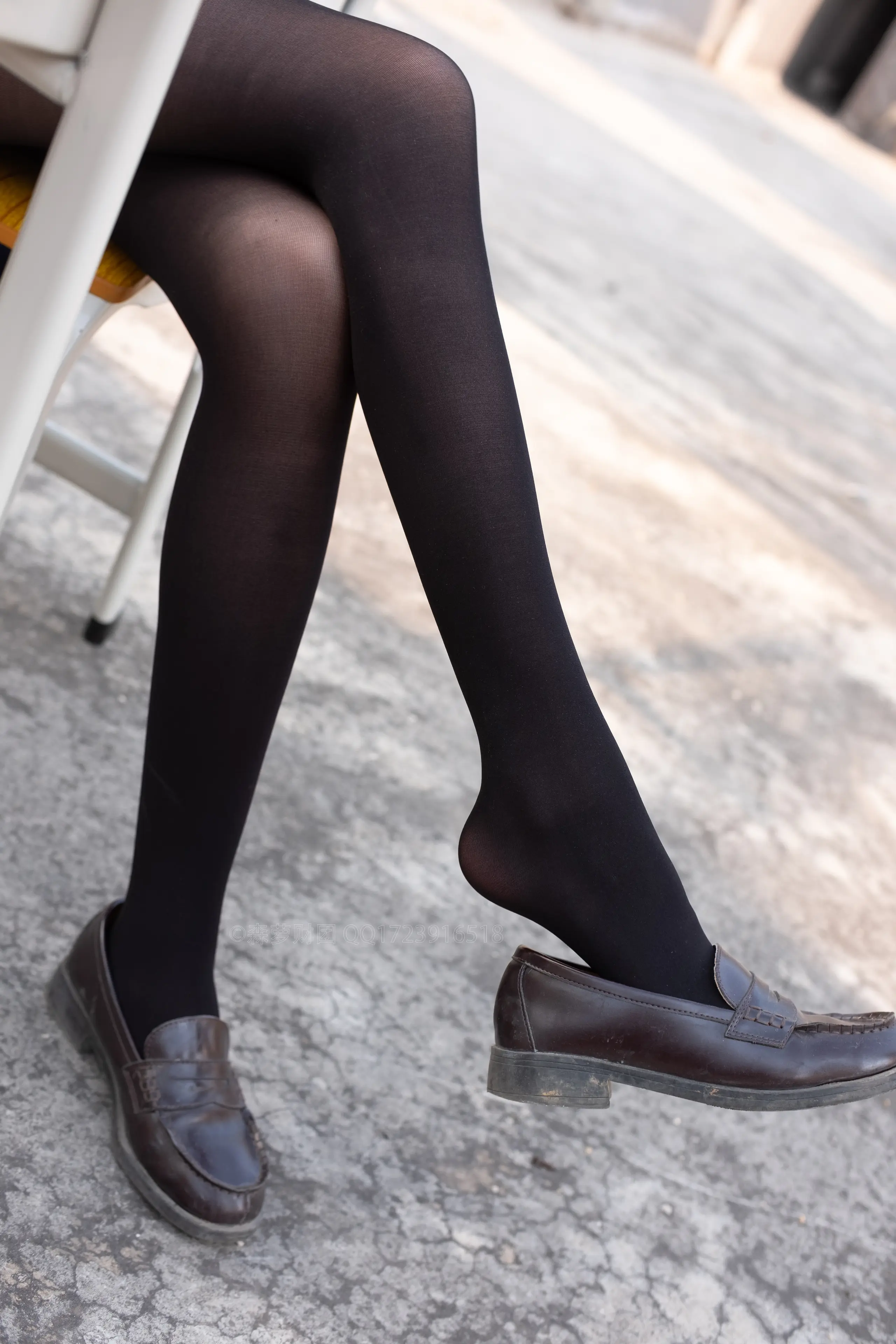 森萝财团 X 天台黑丝水手服 [110P]