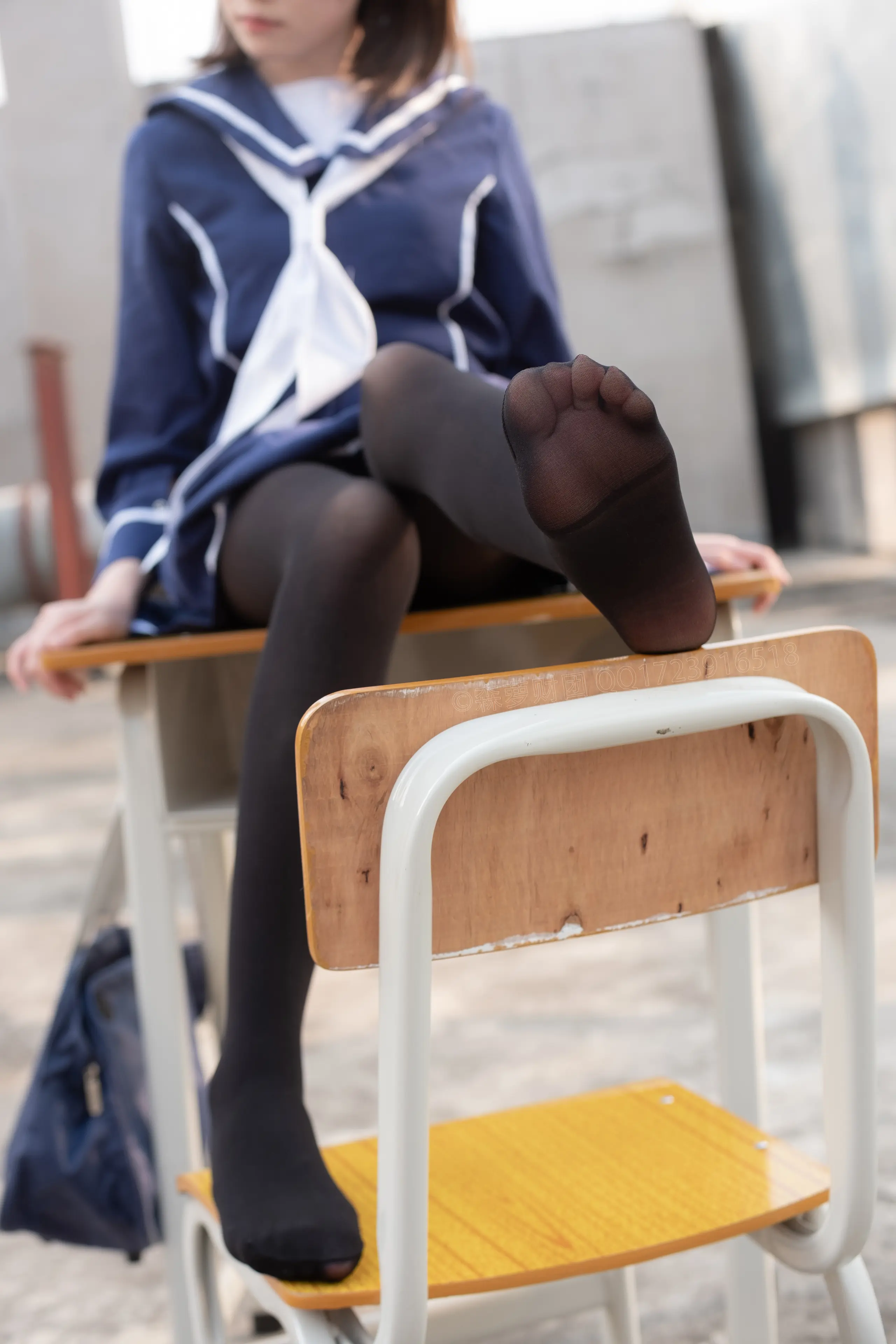 森萝财团 X 天台黑丝水手服 [110P]