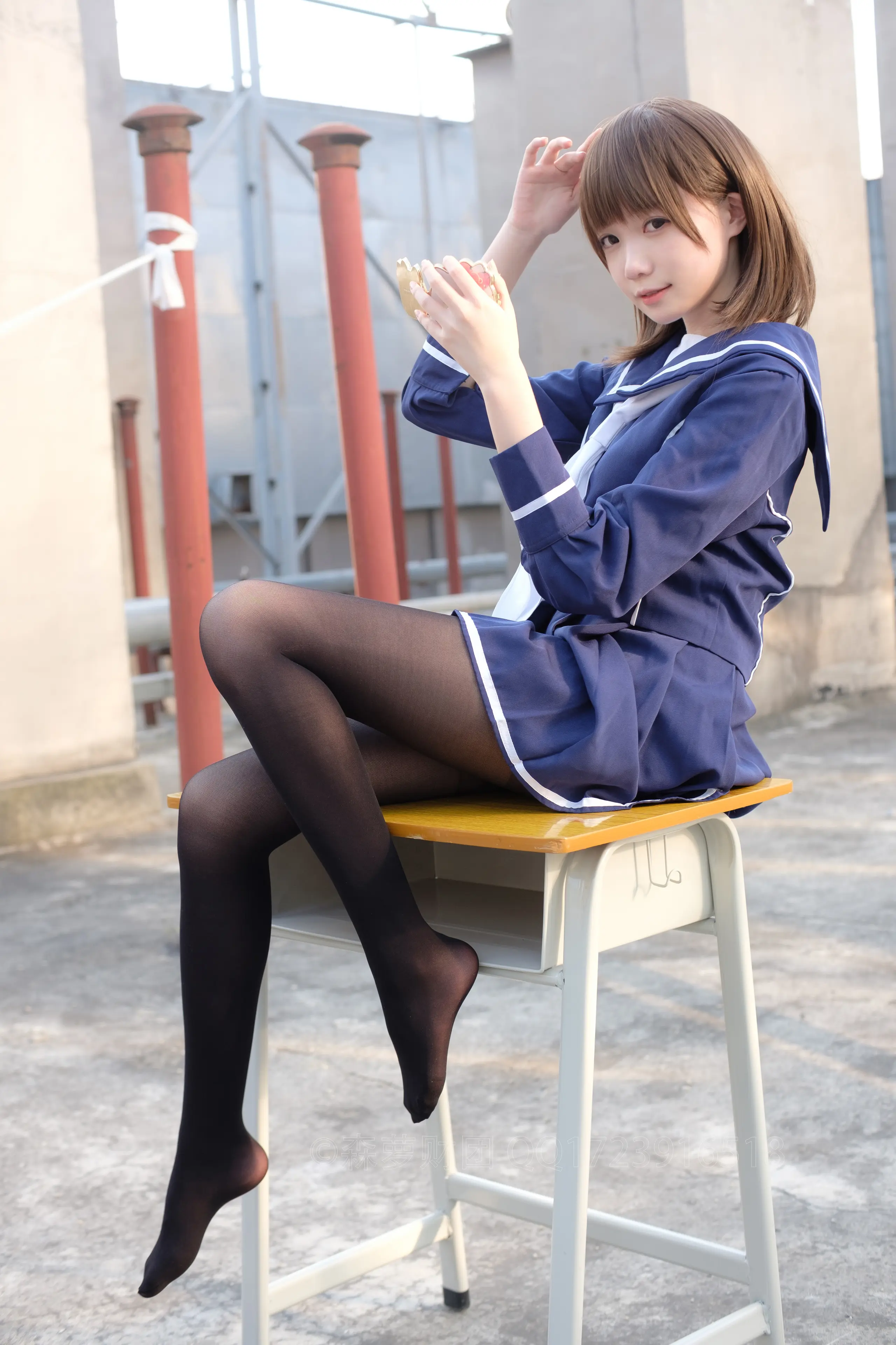 森萝财团 X 天台黑丝水手服 [110P]