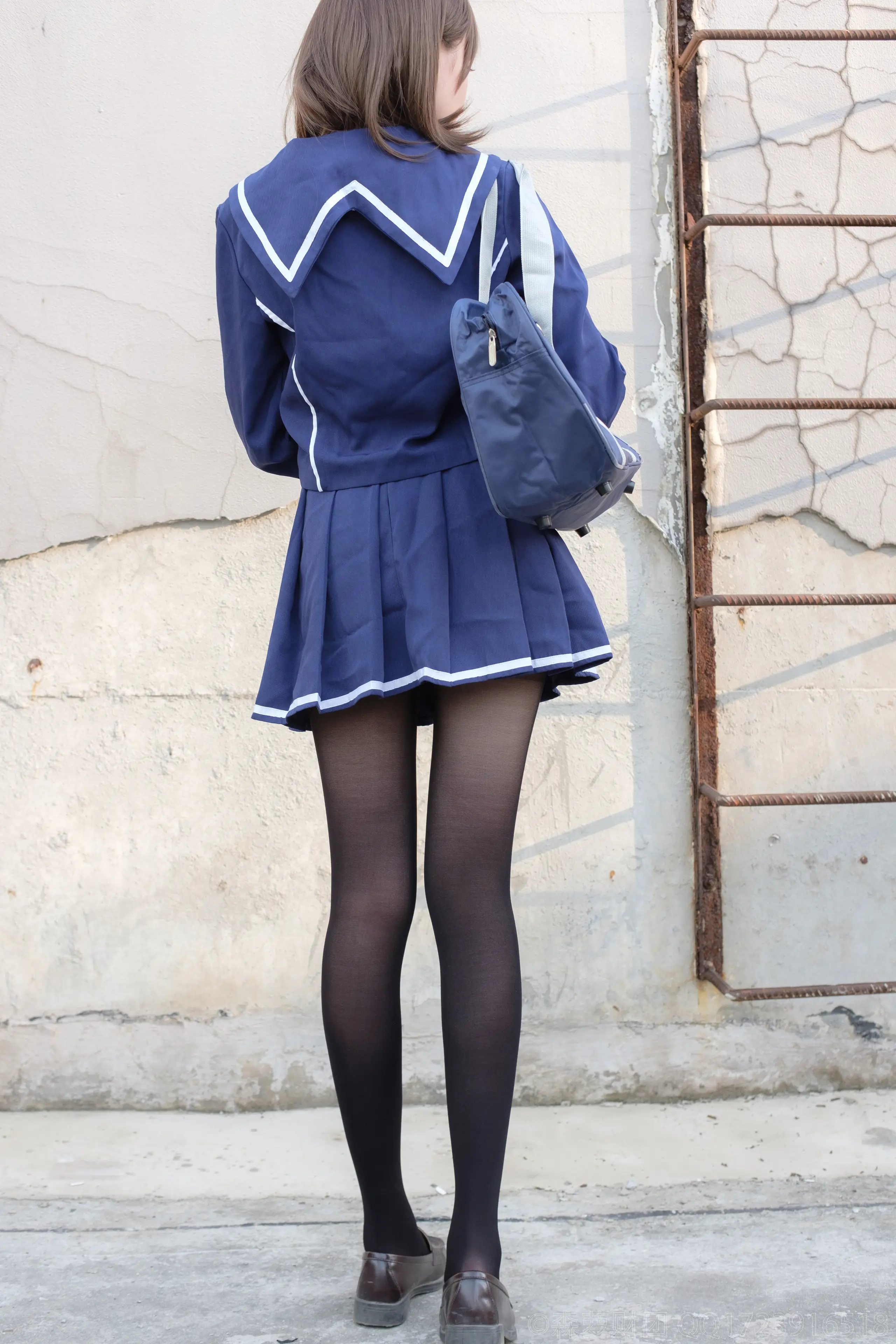 森萝财团 X 天台黑丝水手服 [110P]