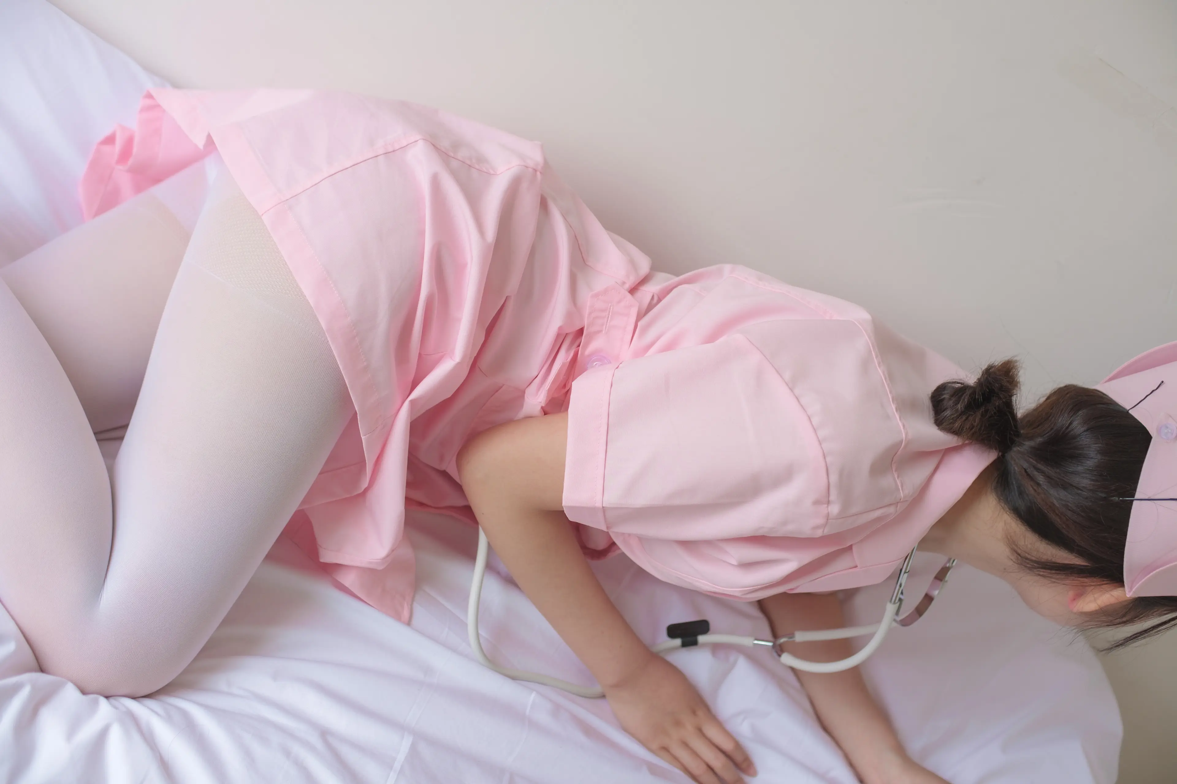 森萝财团 X 护士妹妹穿白丝 [167P]