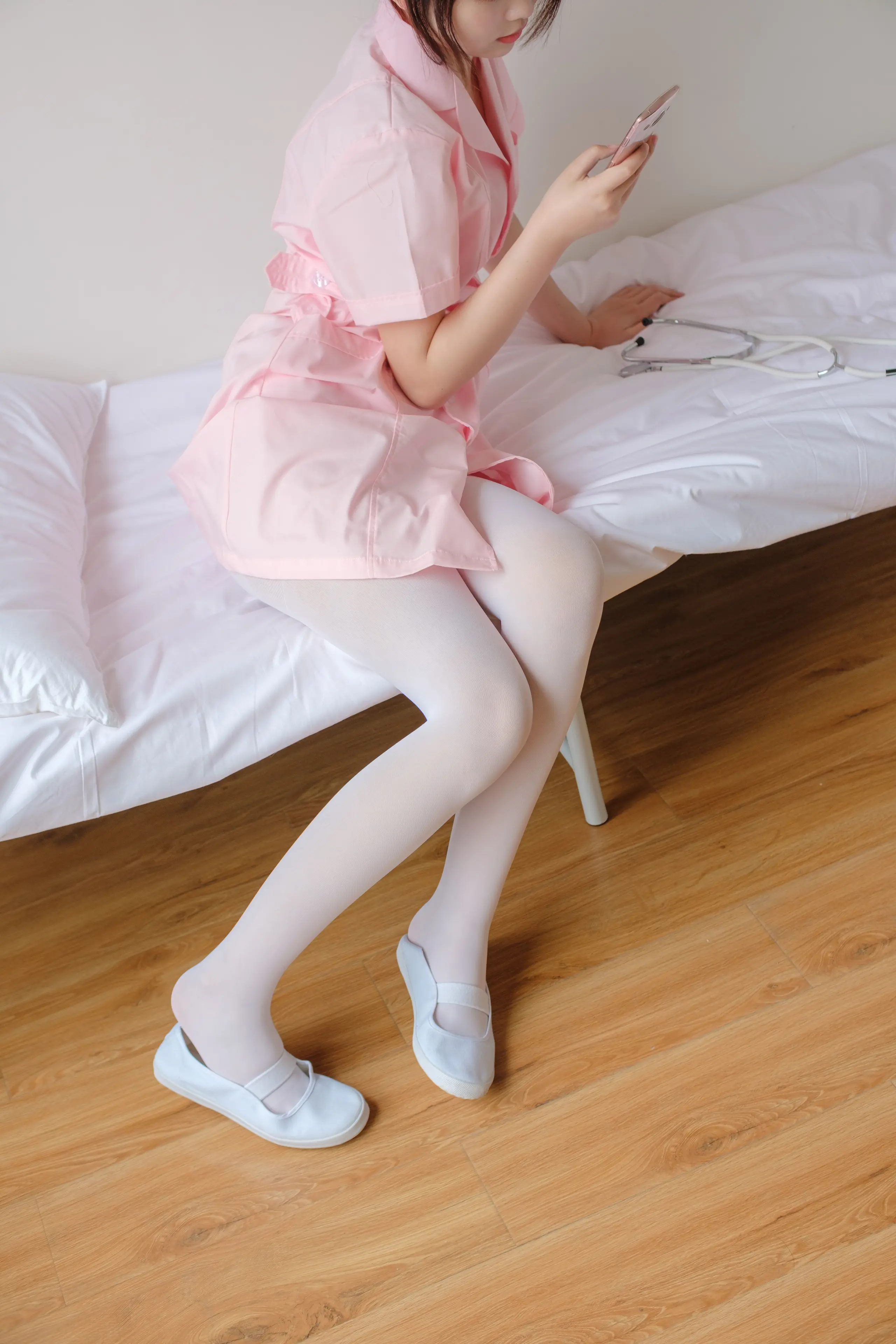 森萝财团 X 护士妹妹穿白丝 [167P]