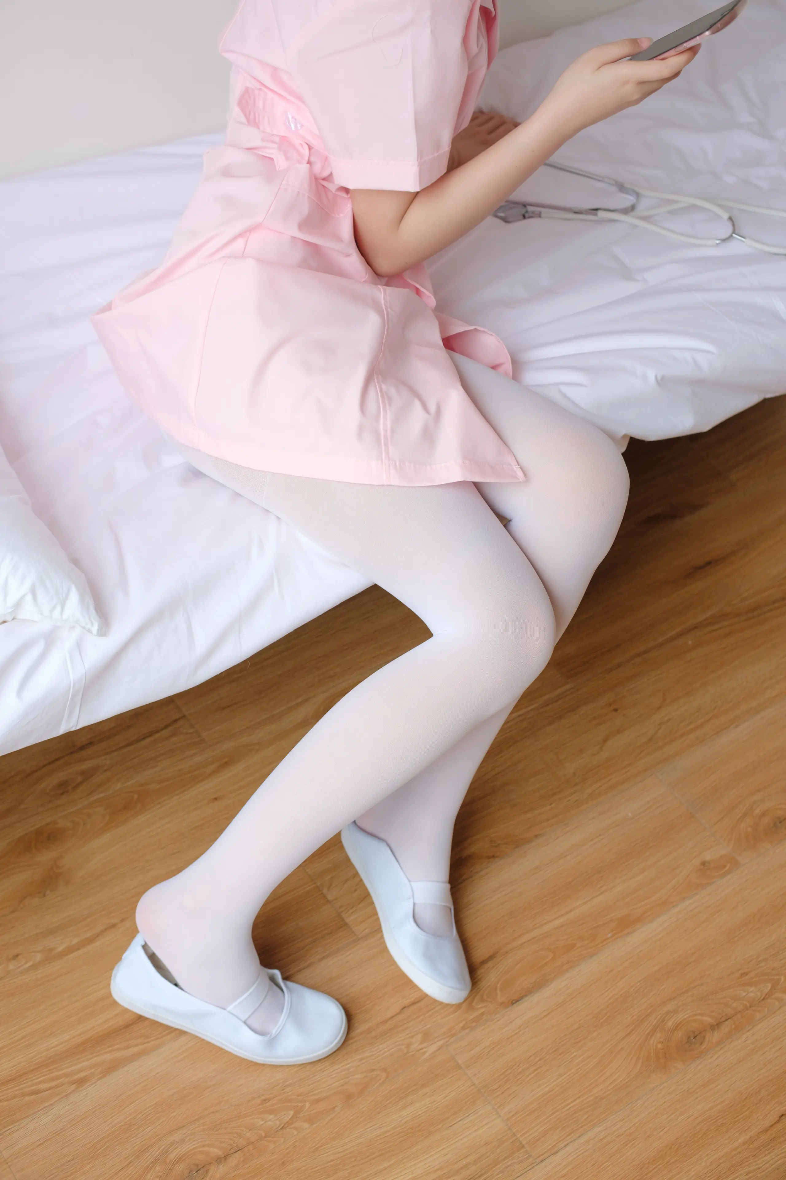 森萝财团 X 护士妹妹穿白丝 [167P]