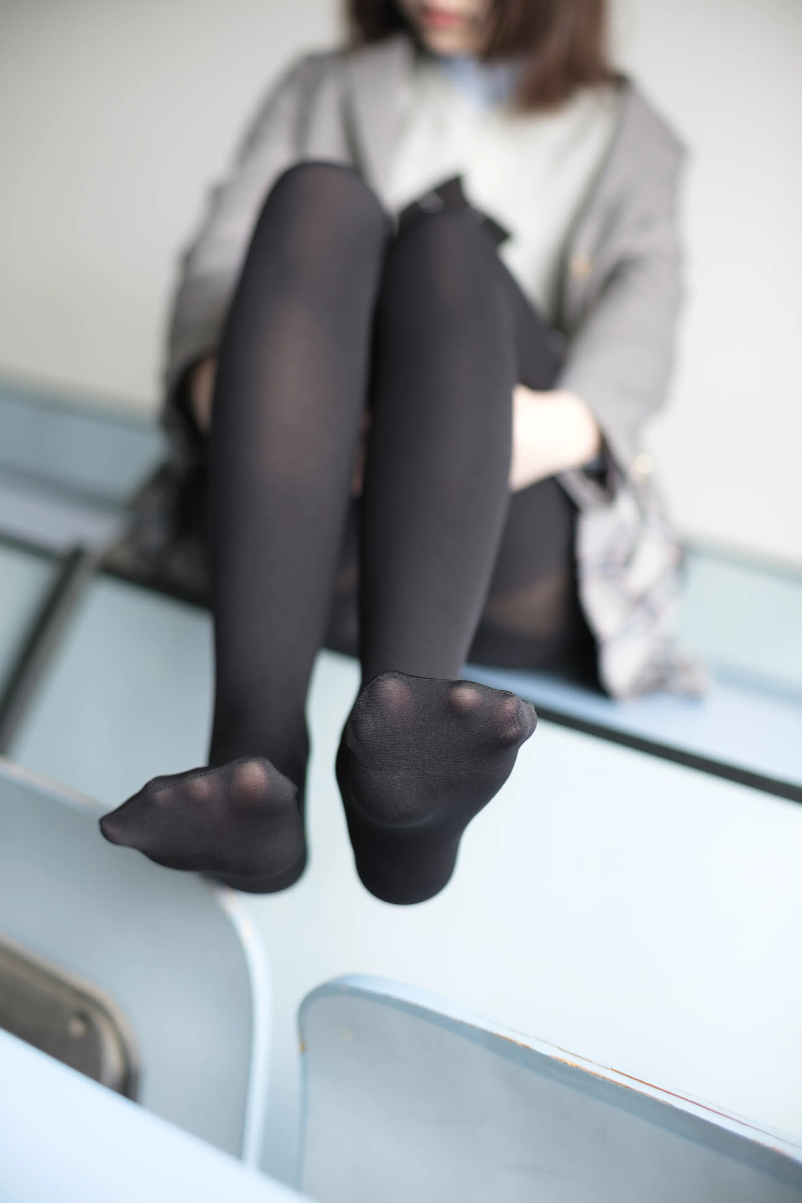 森萝财团 X 教室里的厚黑丝 [123P]