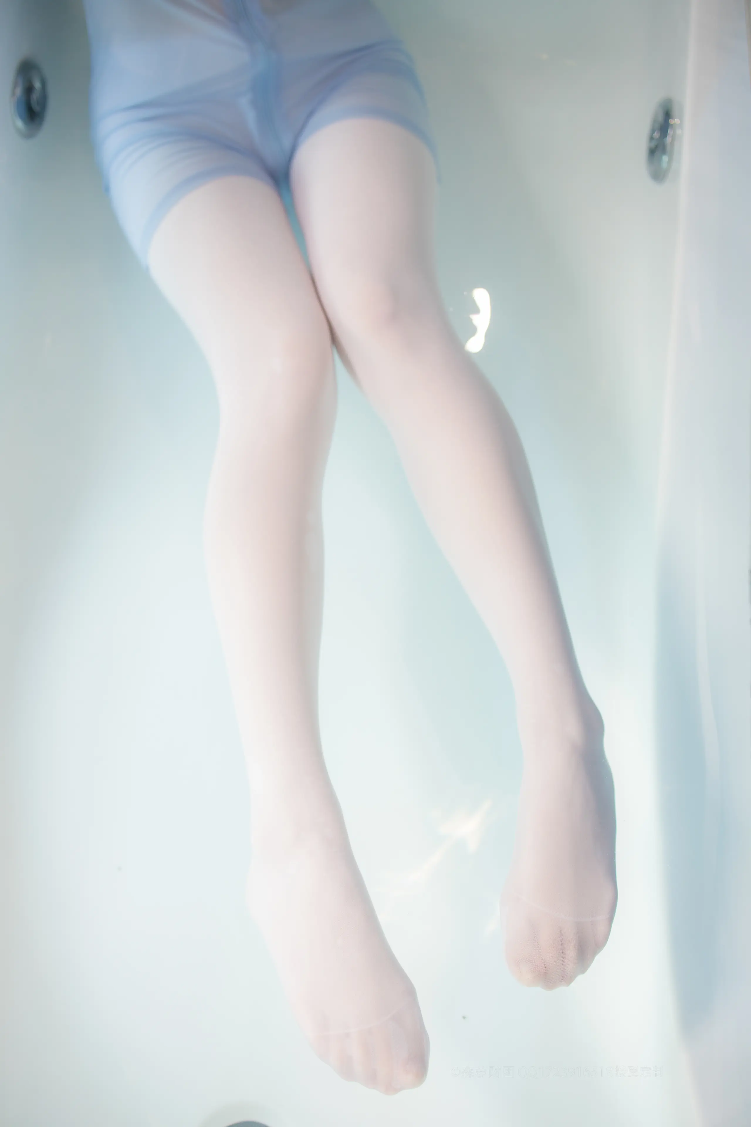 森萝财团 X 湿身120D白丝 [165P]